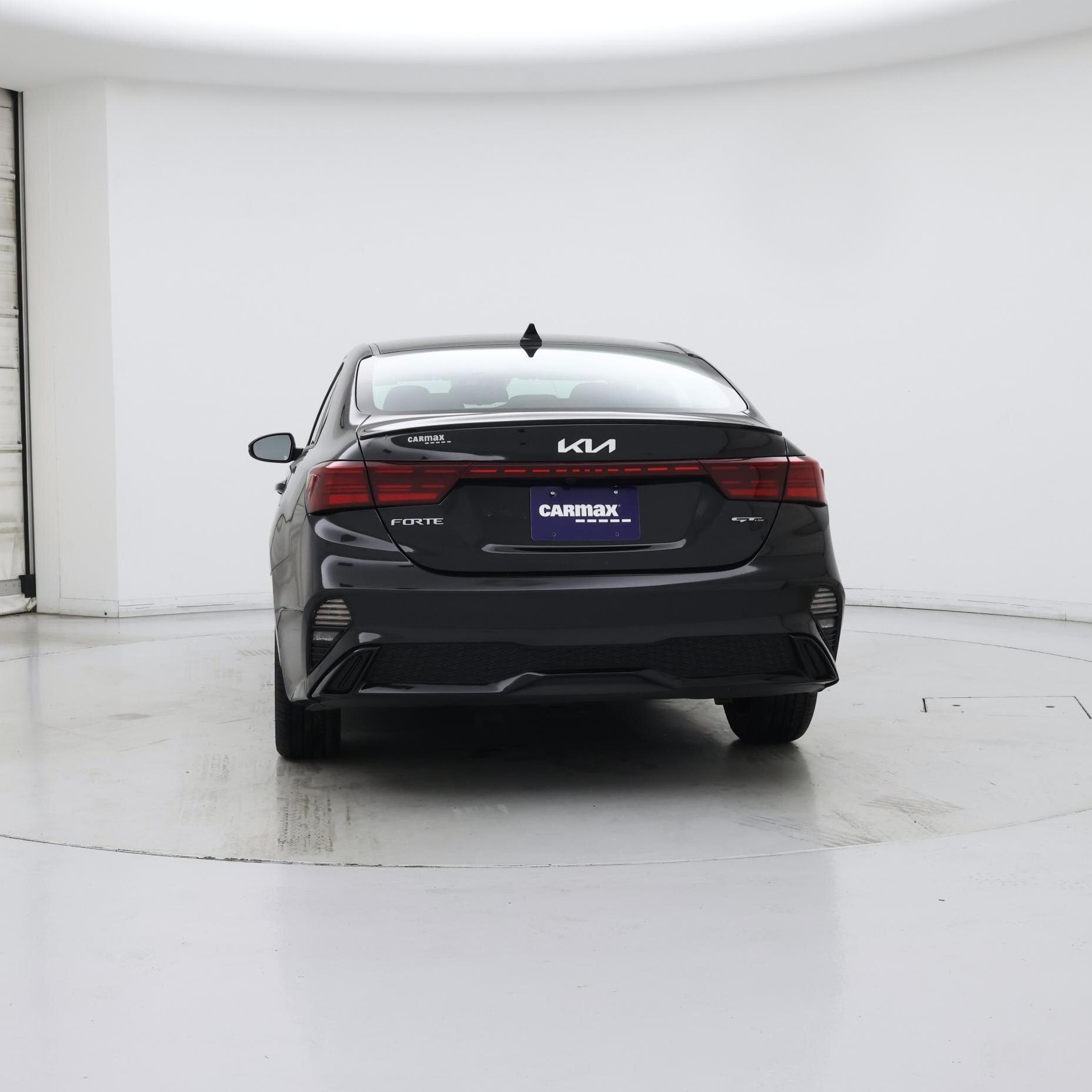 Thumbnail: 2022 Kia Forte - 6