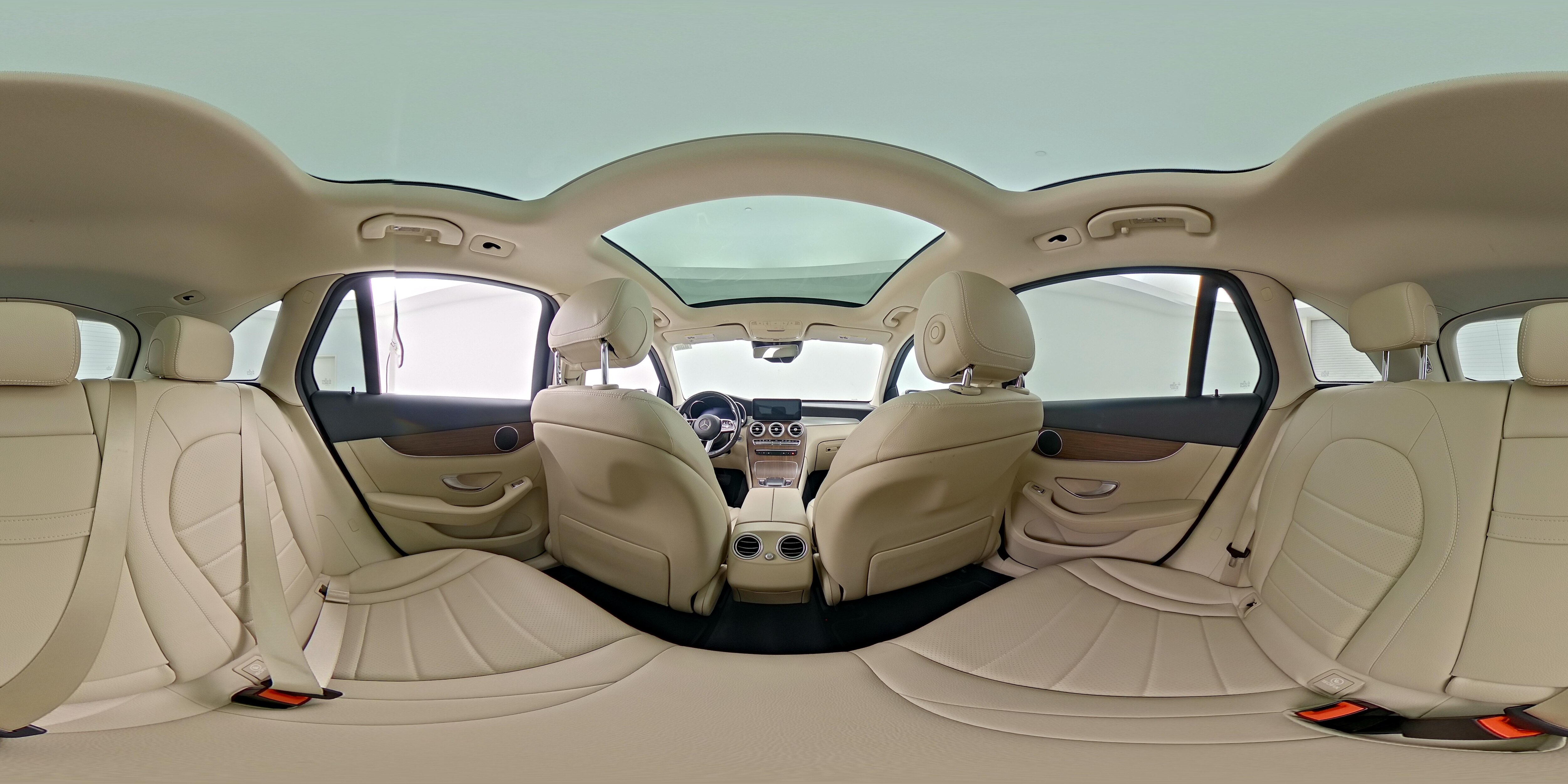 2022 Mercedes-Benz GLC GLC300 - Photo 26