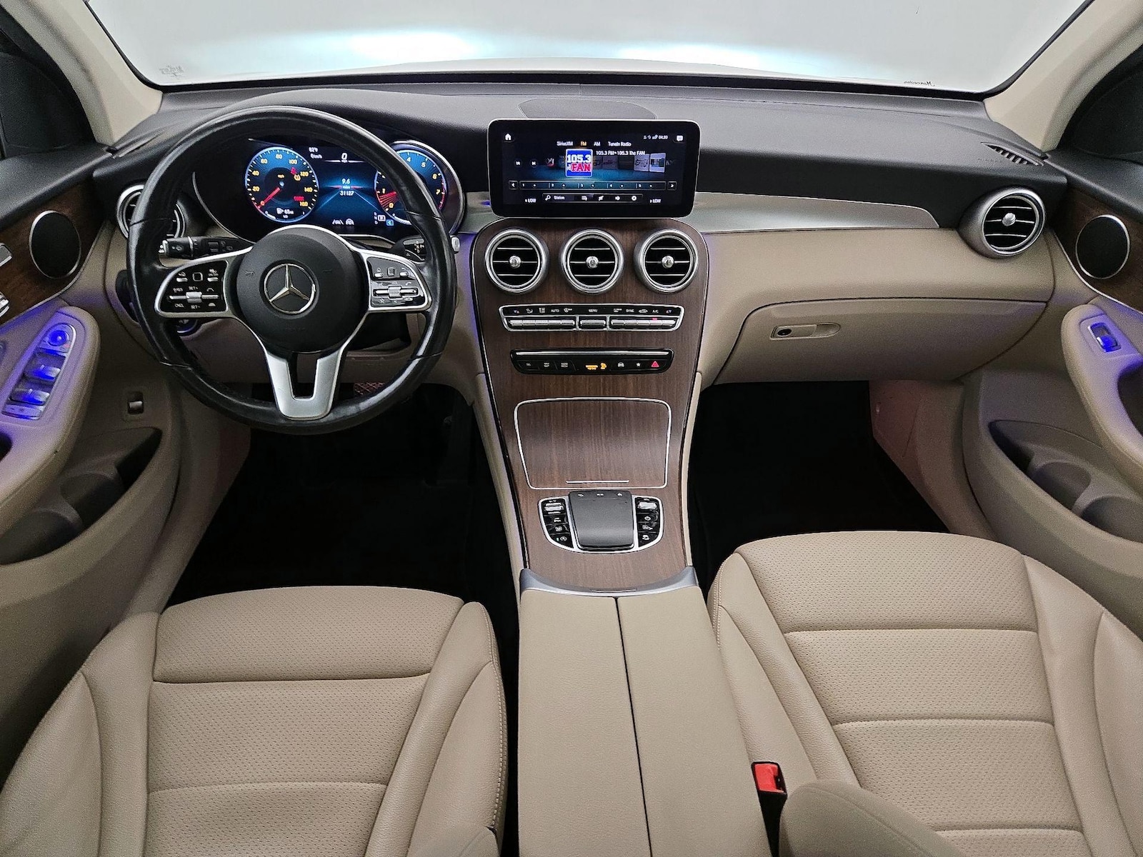 2022 Mercedes-Benz GLC GLC300 - Photo 10