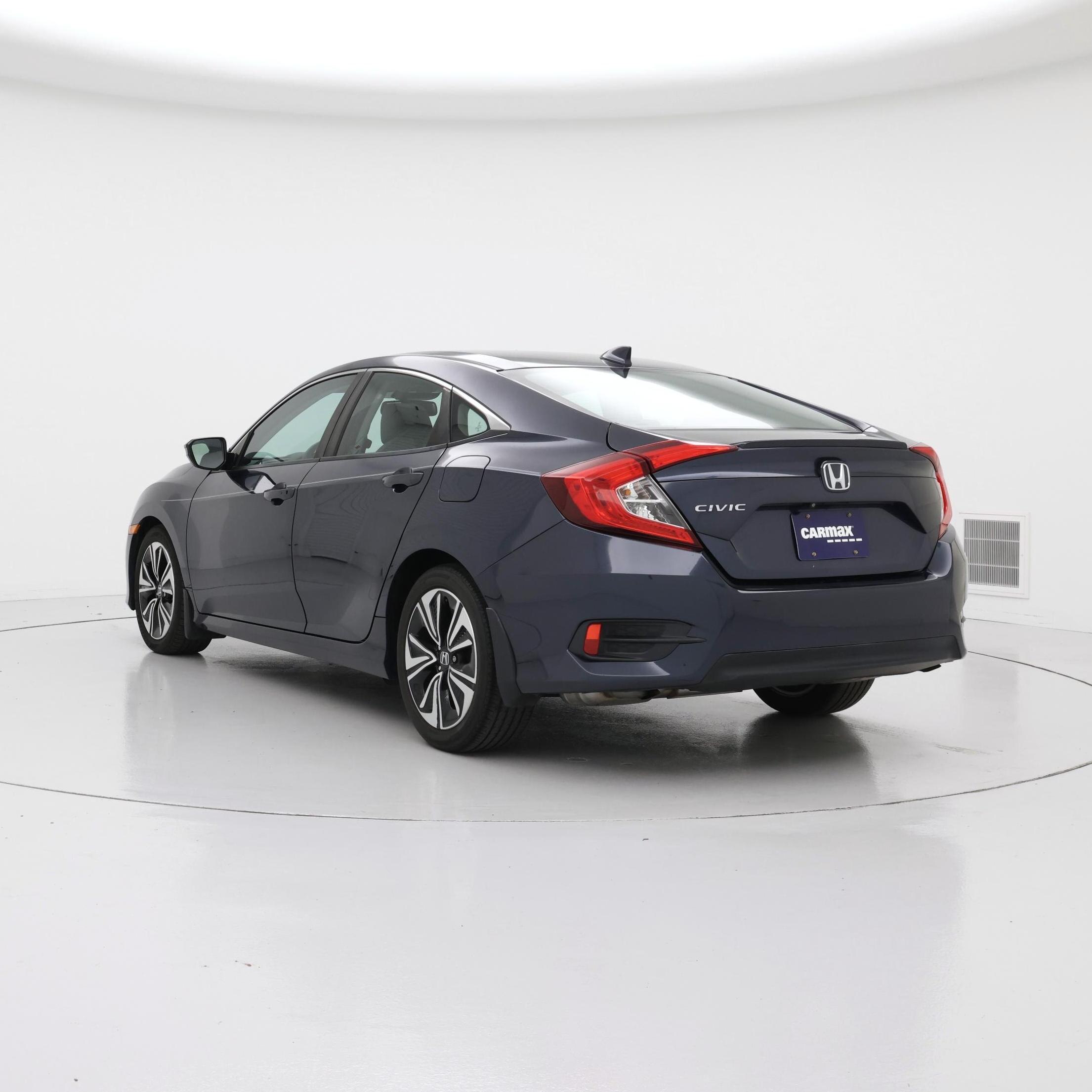Thumbnail: 2017 Honda Civic - 2