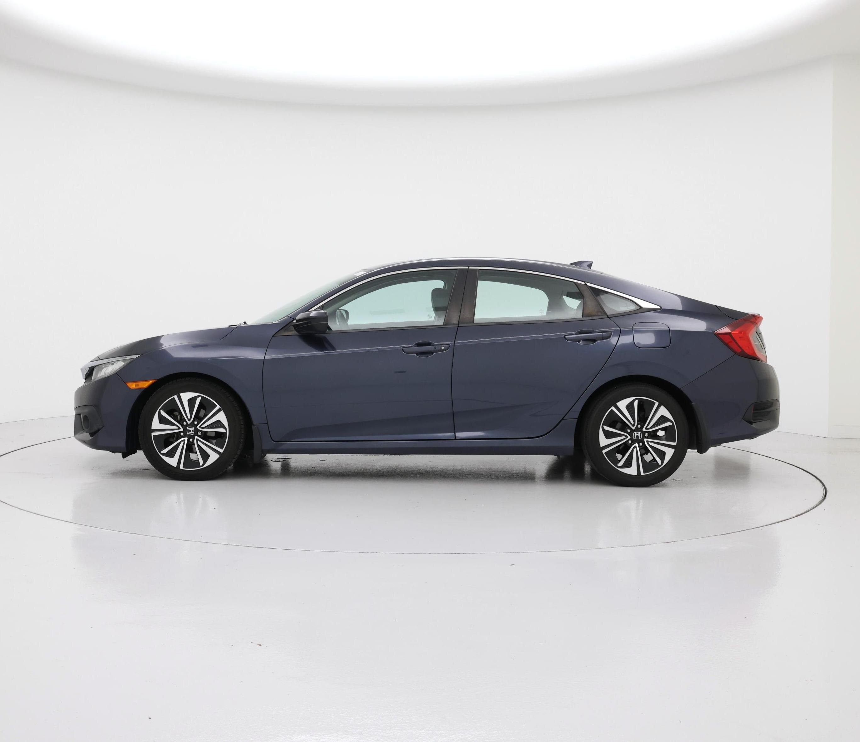 Thumbnail: 2017 Honda Civic - 3