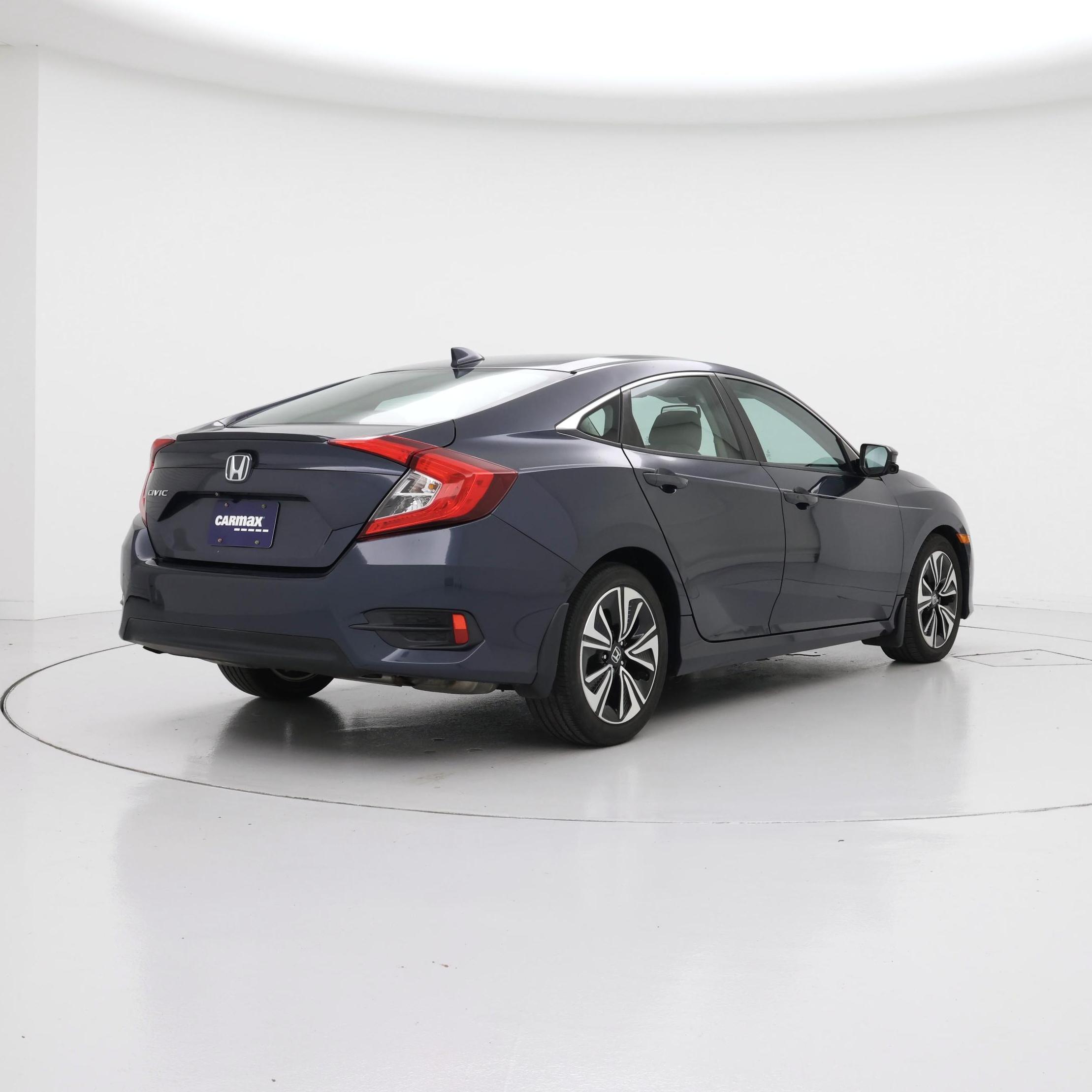 Thumbnail: 2017 Honda Civic - 8