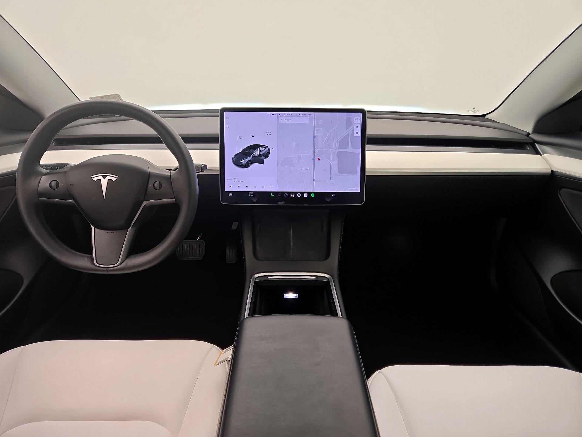 Thumbnail: 2022 Tesla Model 3 - 9