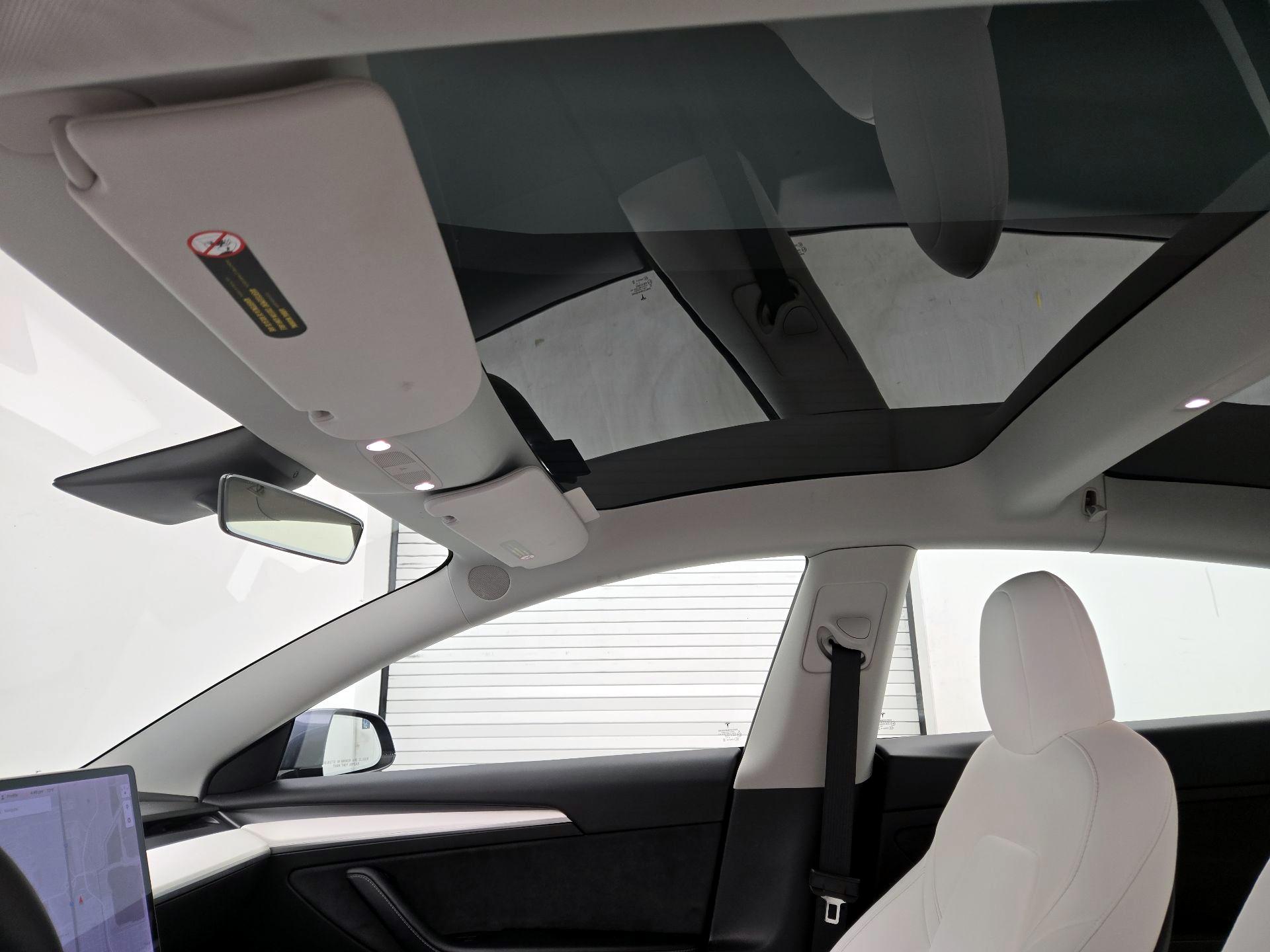 Thumbnail: 2022 Tesla Model 3 - 19