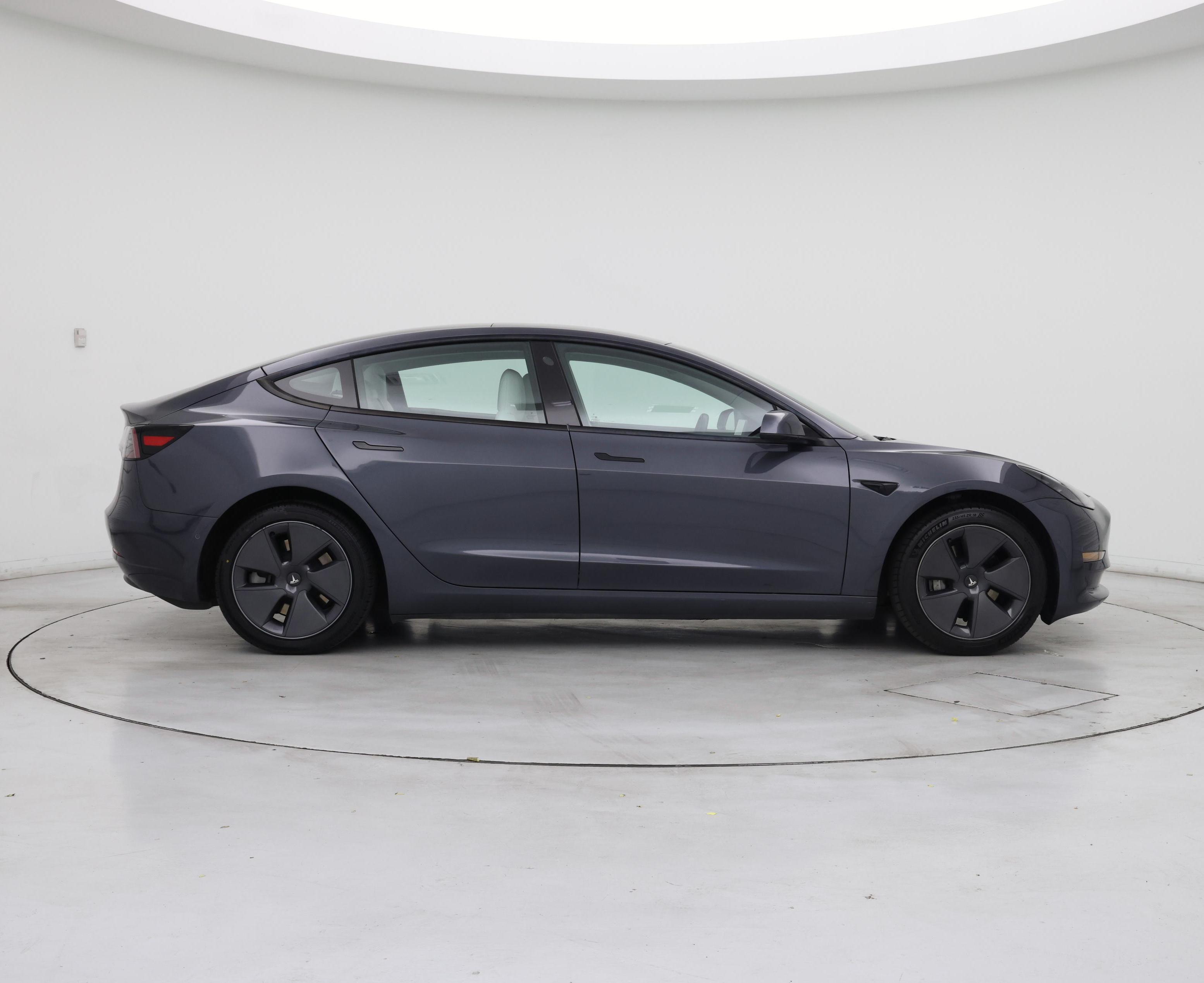 Thumbnail: 2022 Tesla Model 3 - 7