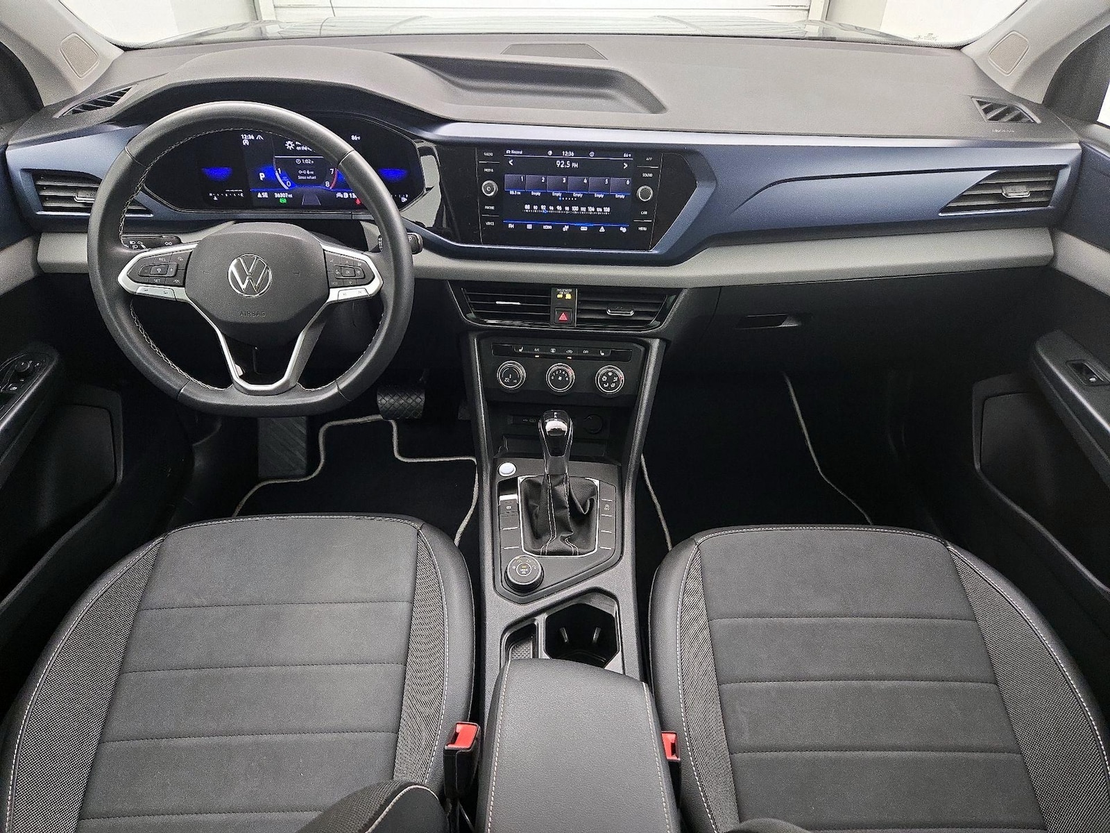 2022 Volkswagen Taos SE - Photo 10