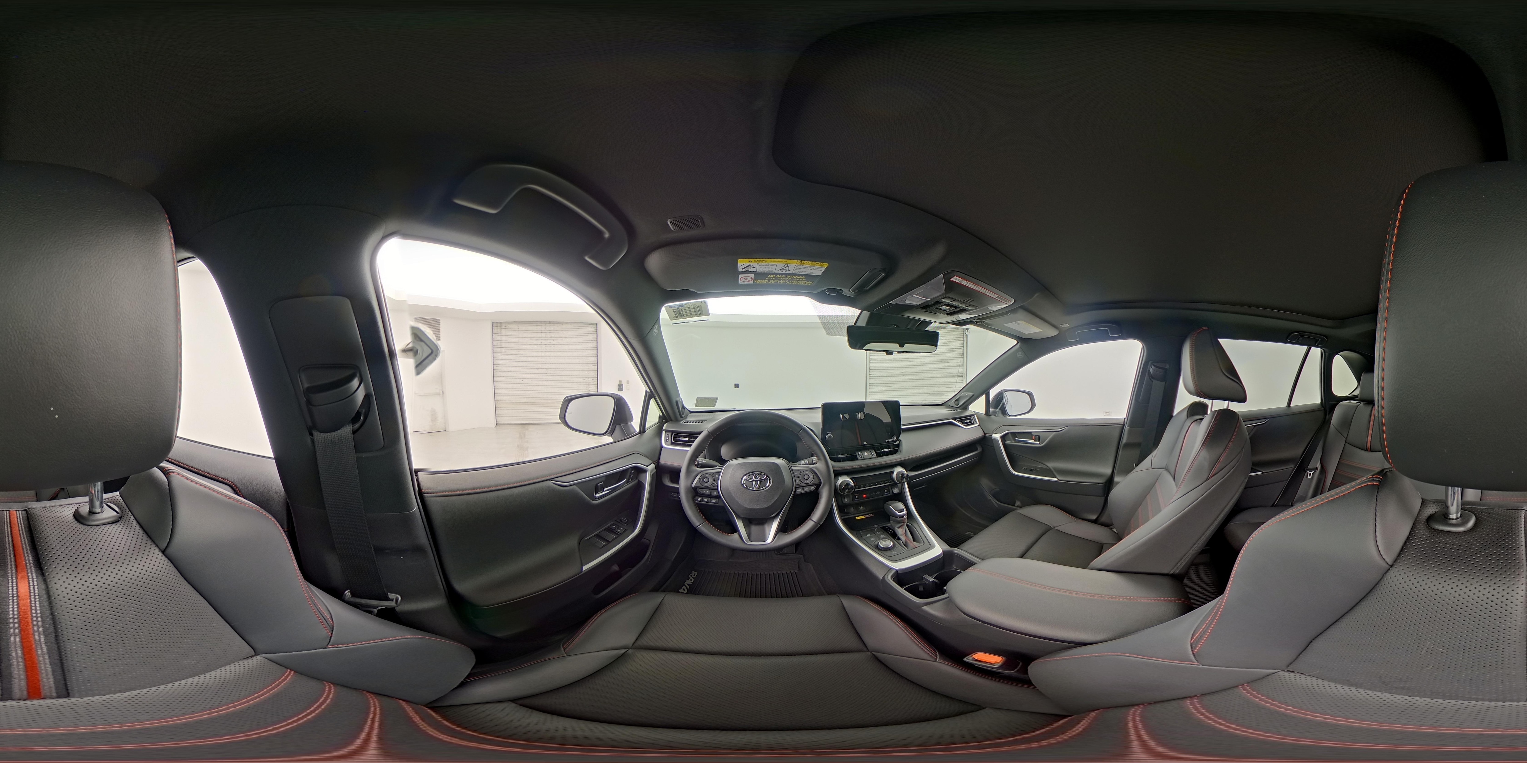 2025 Toyota RAV4 XSE - Photo 26