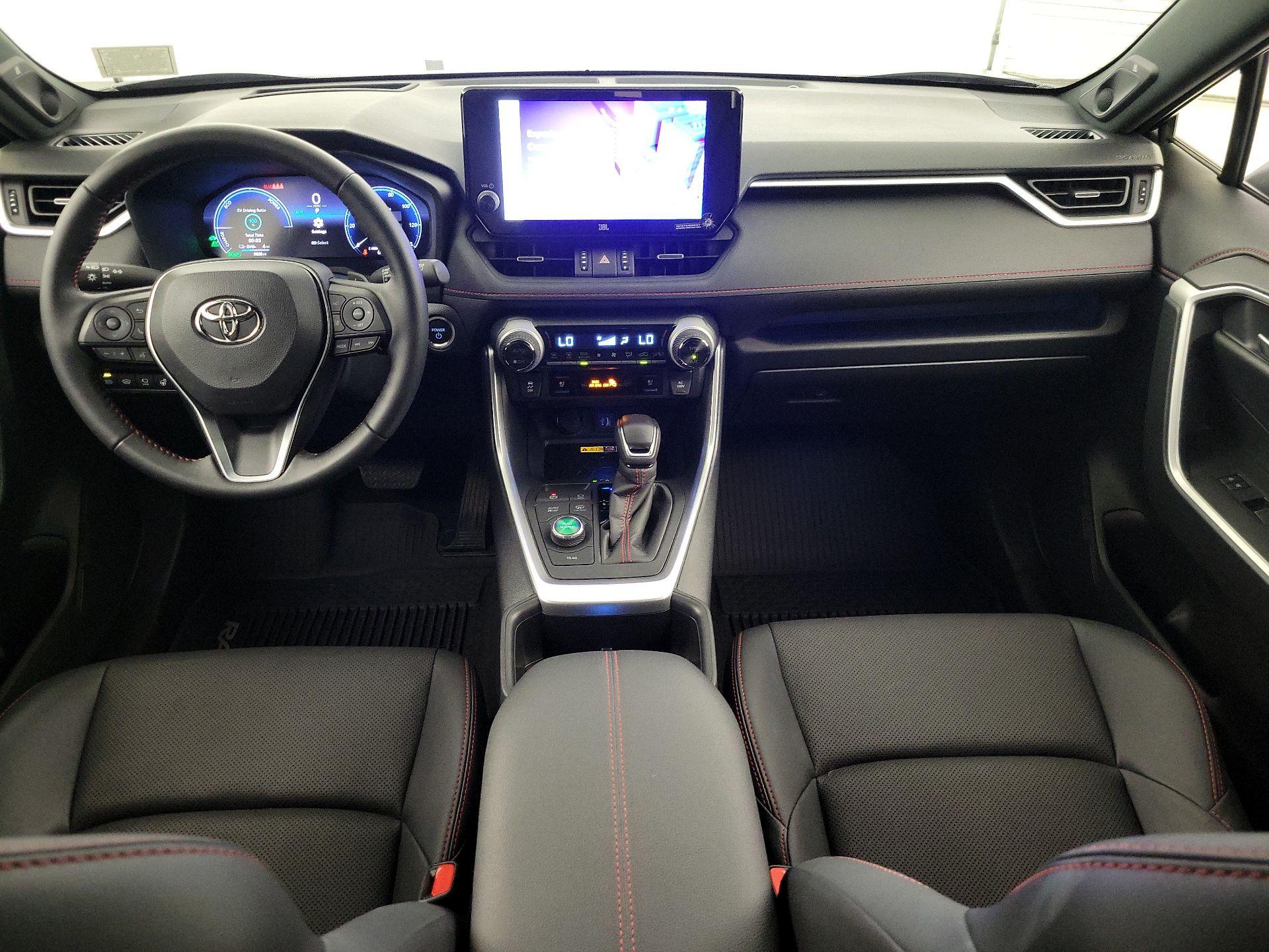 Thumbnail: 2025 Toyota RAV4 - 9