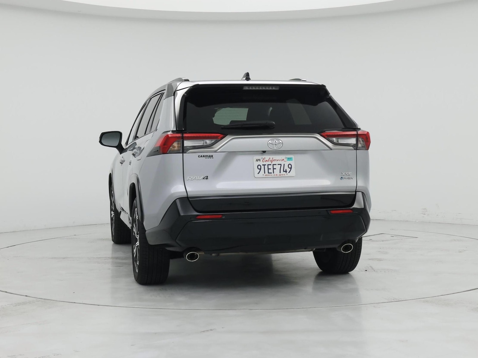 2025 Toyota RAV4 XSE - Photo 7