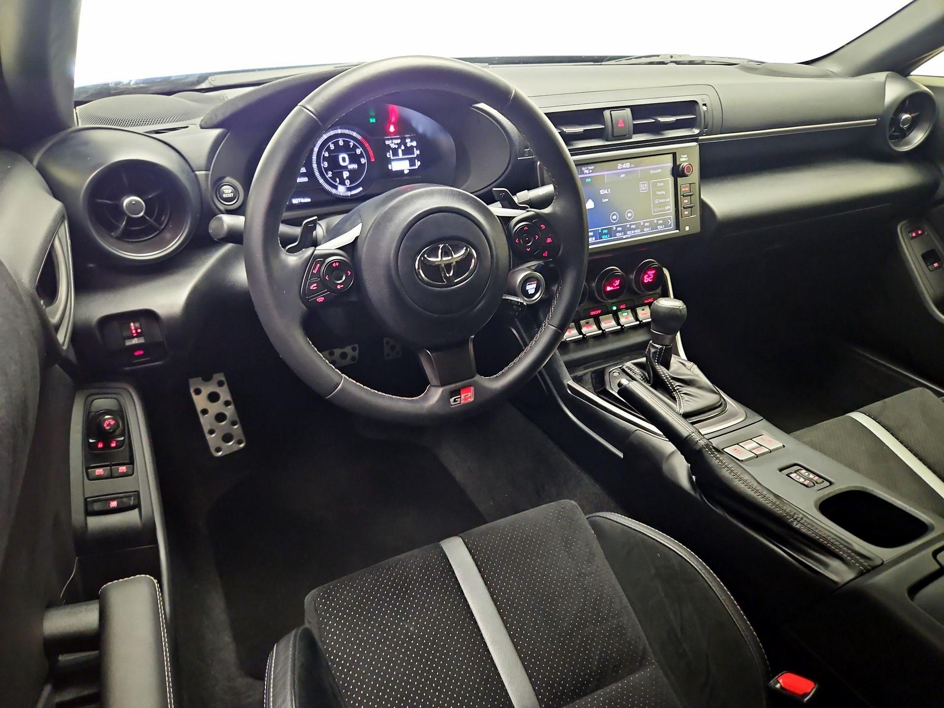 Thumbnail: 2024 Toyota GR86 - 9