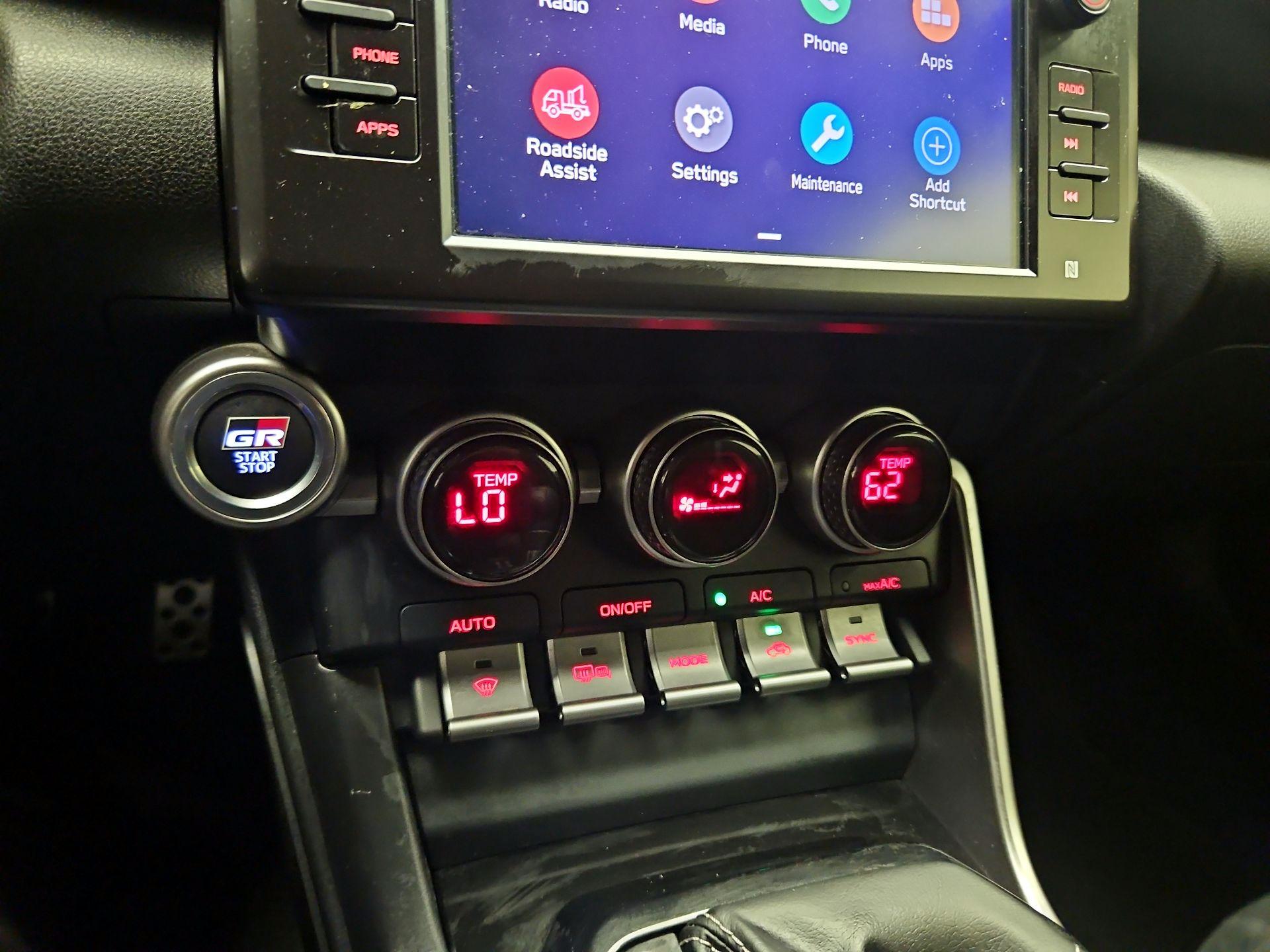 Thumbnail: 2024 Toyota GR86 - 15