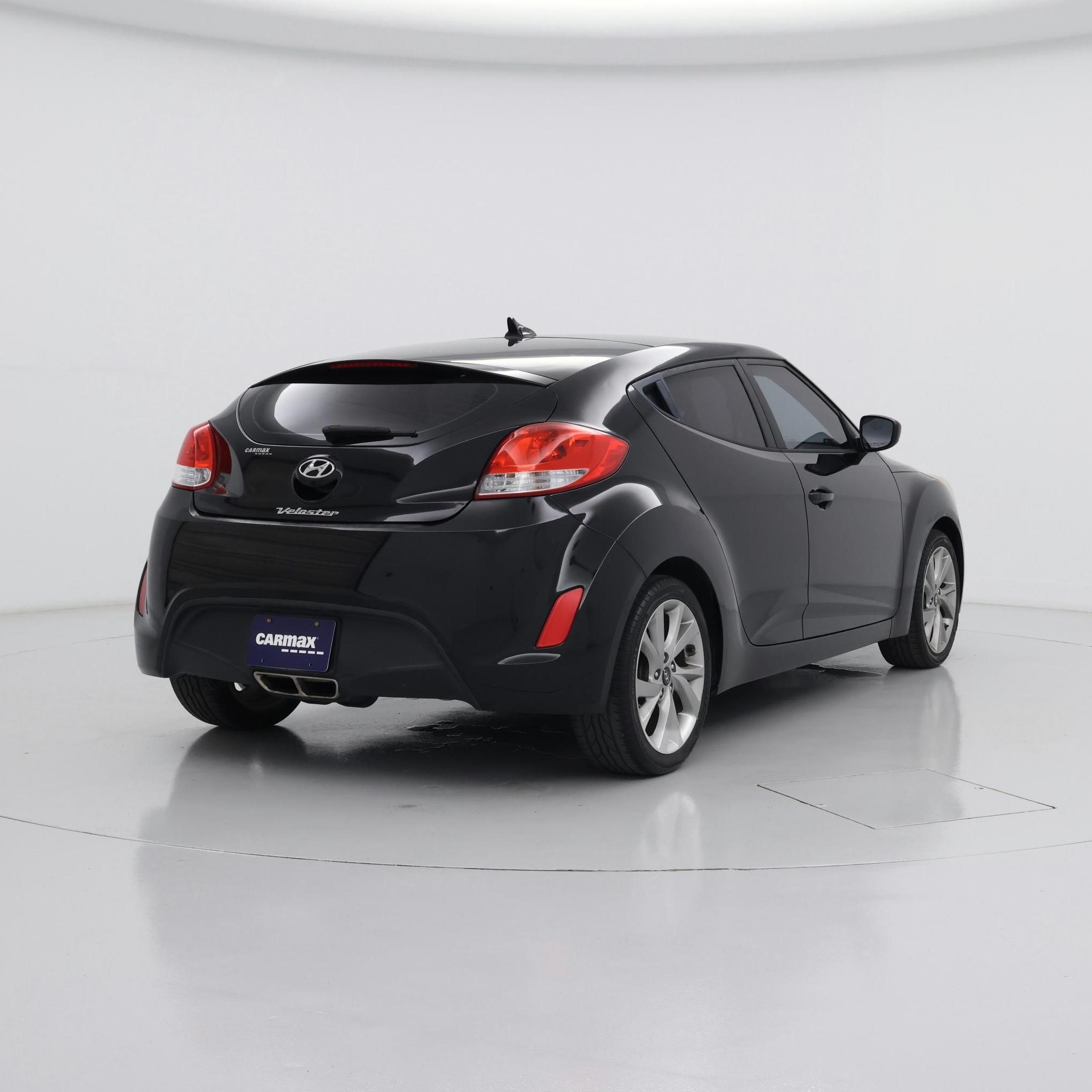 Thumbnail: 2017 Hyundai Veloster - 8