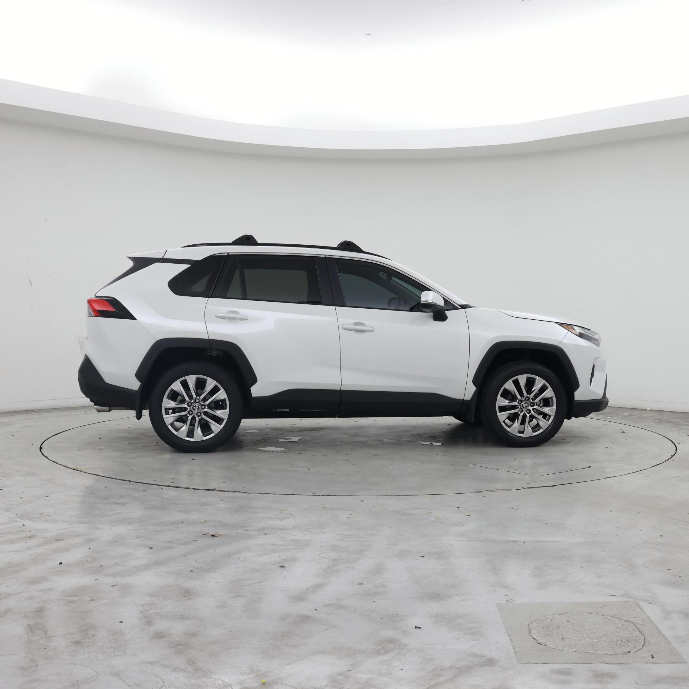 Thumbnail: 2025 Toyota RAV4 - 7