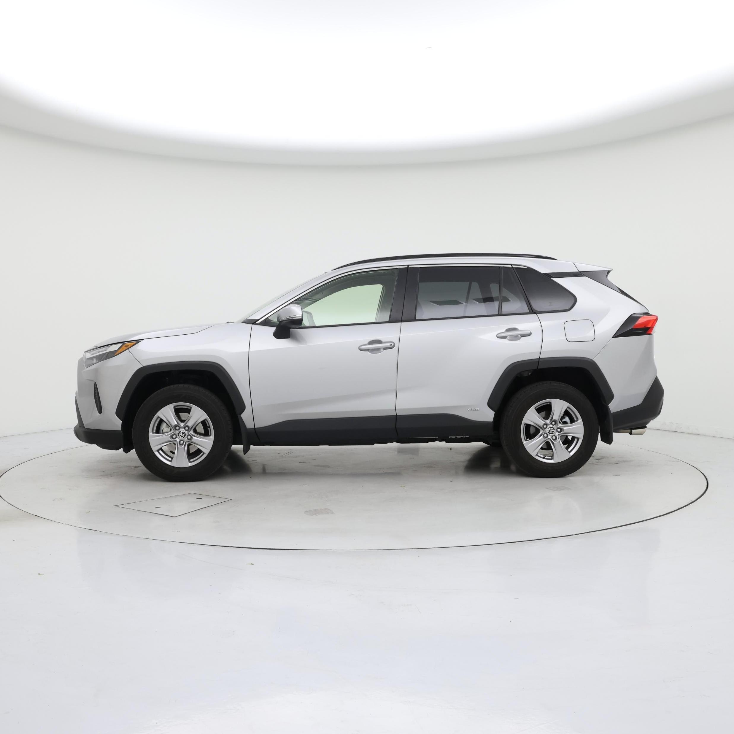 Thumbnail: 2024 Toyota RAV4 - 3