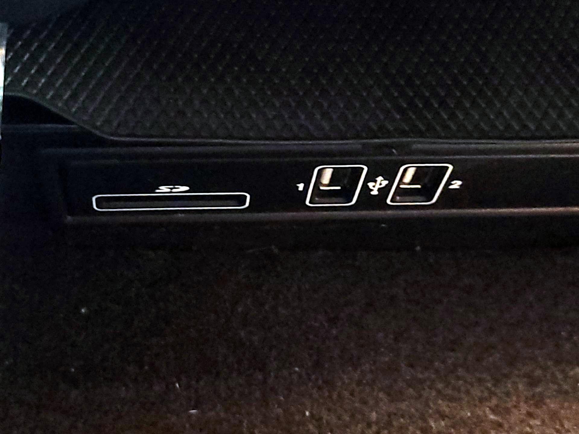 Thumbnail: 2017 Mercedes-Benz C-Class - 19