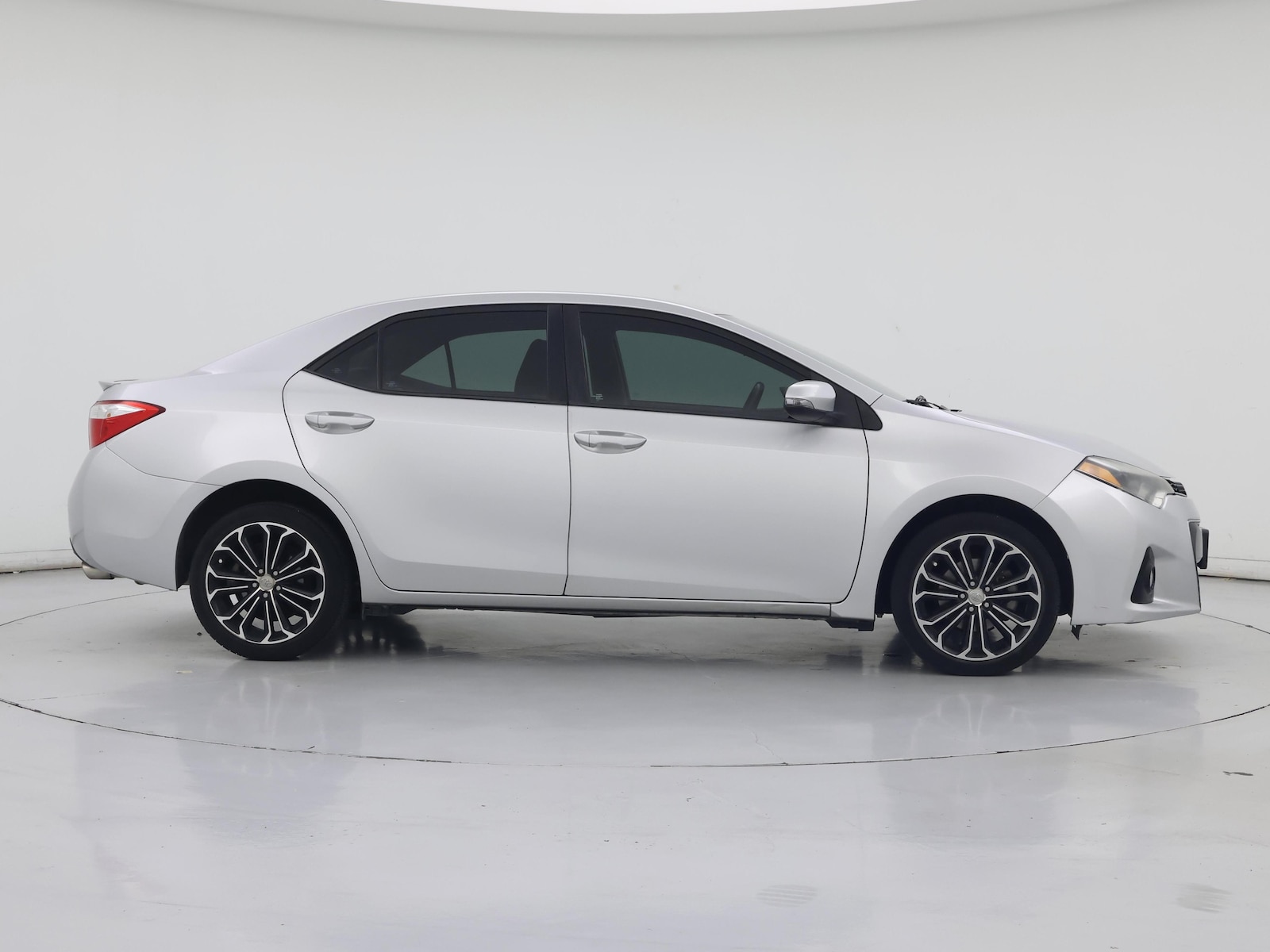 2016 Toyota Corolla S Plus - Photo 8
