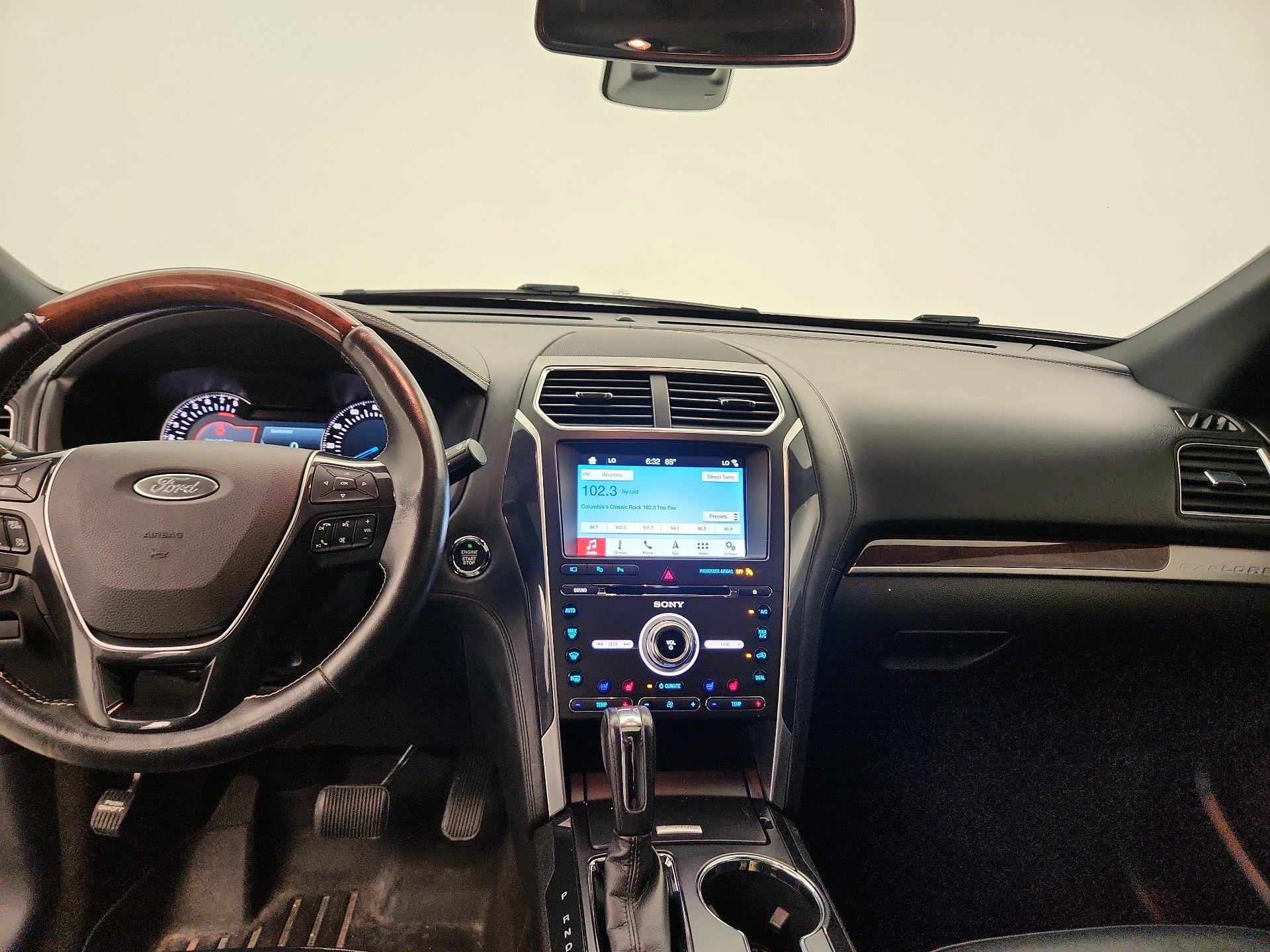 Thumbnail: 2017 Ford Explorer - 9