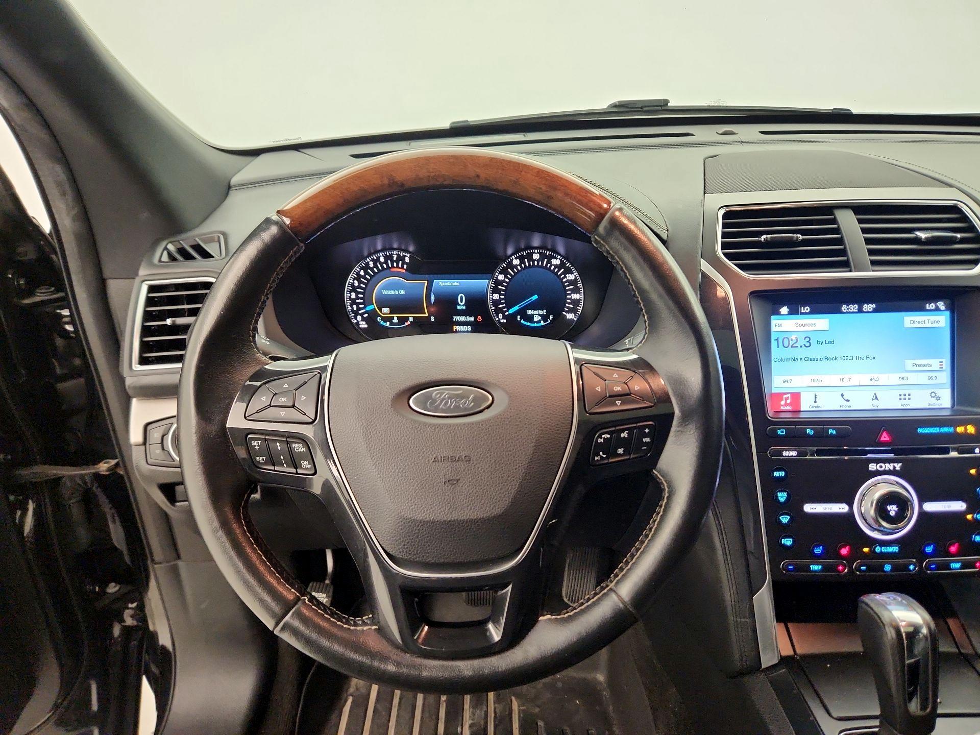 Thumbnail: 2017 Ford Explorer - 10