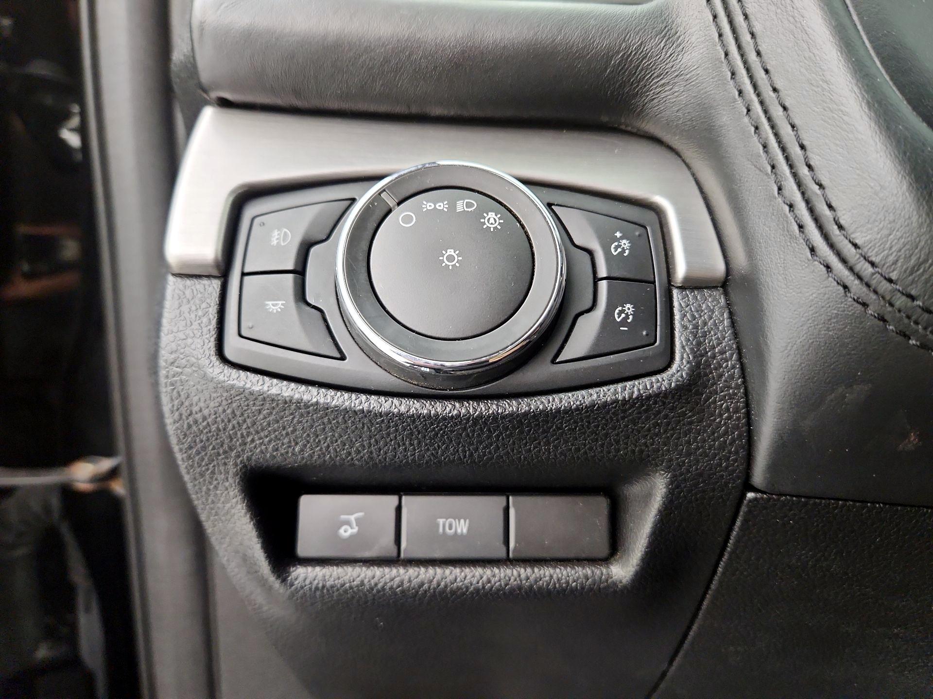 Thumbnail: 2017 Ford Explorer - 13