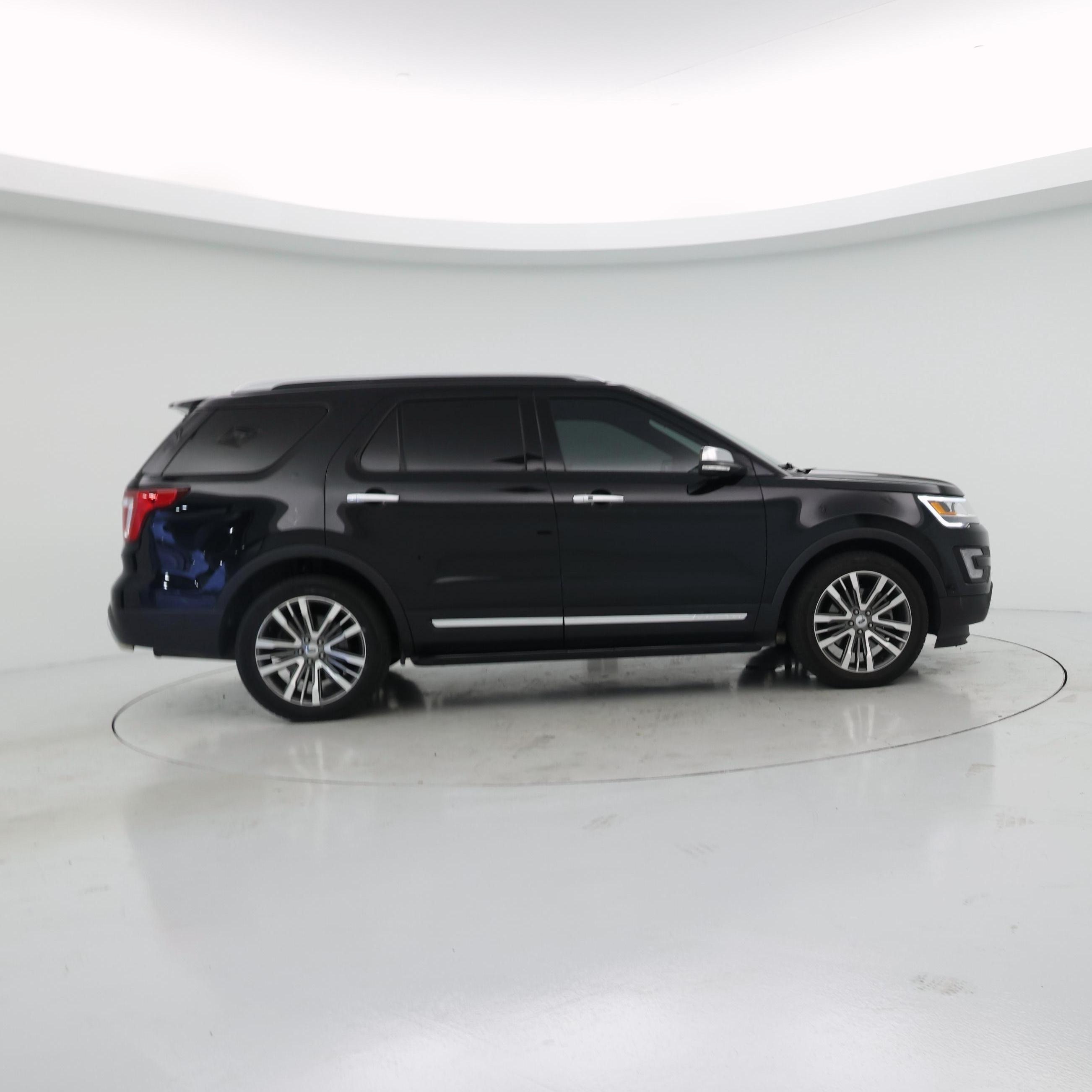 Thumbnail: 2017 Ford Explorer - 7
