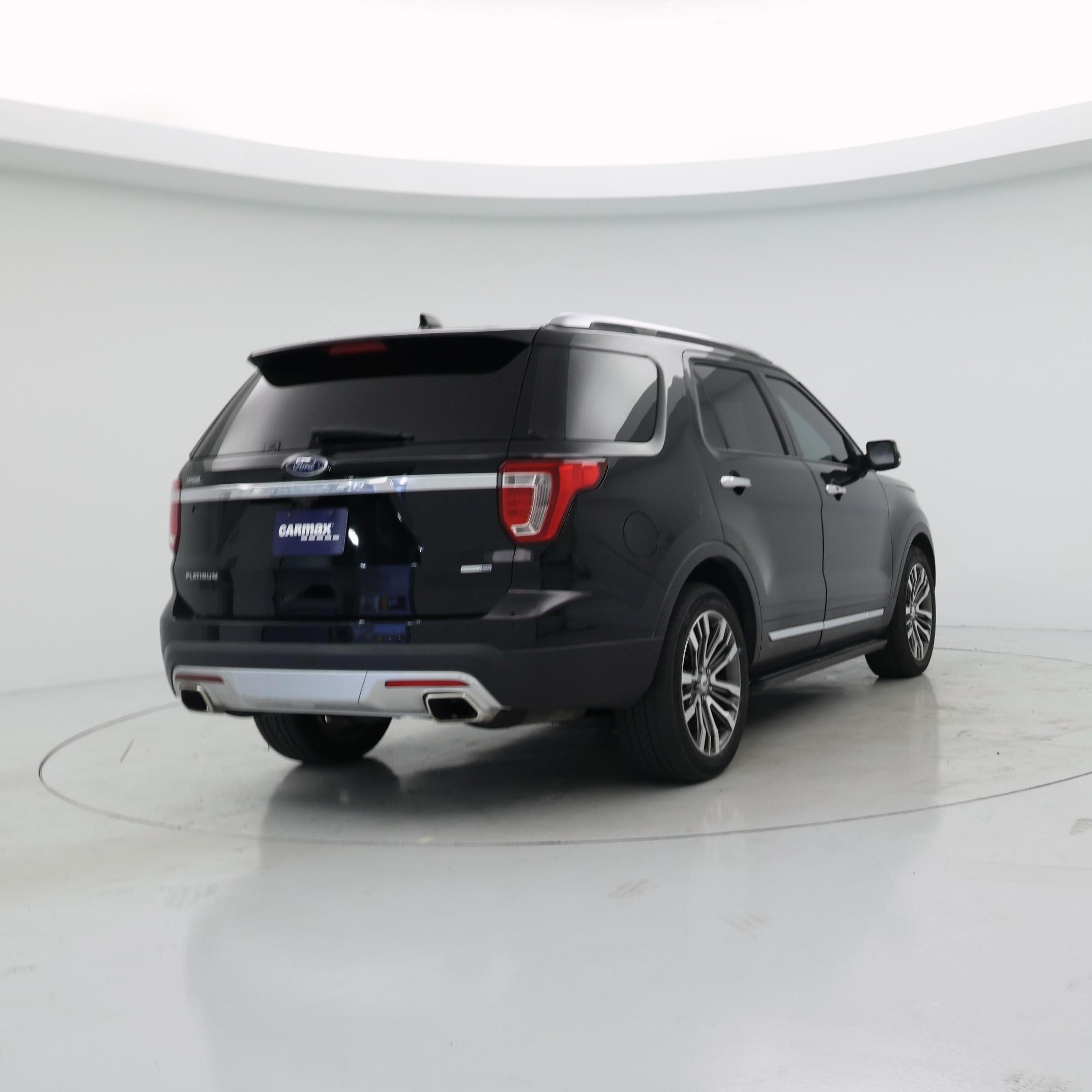 Thumbnail: 2017 Ford Explorer - 8