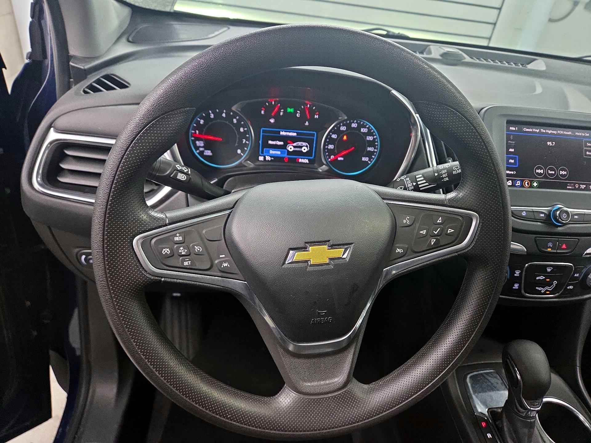 Thumbnail: 2022 Chevrolet Equinox - 10