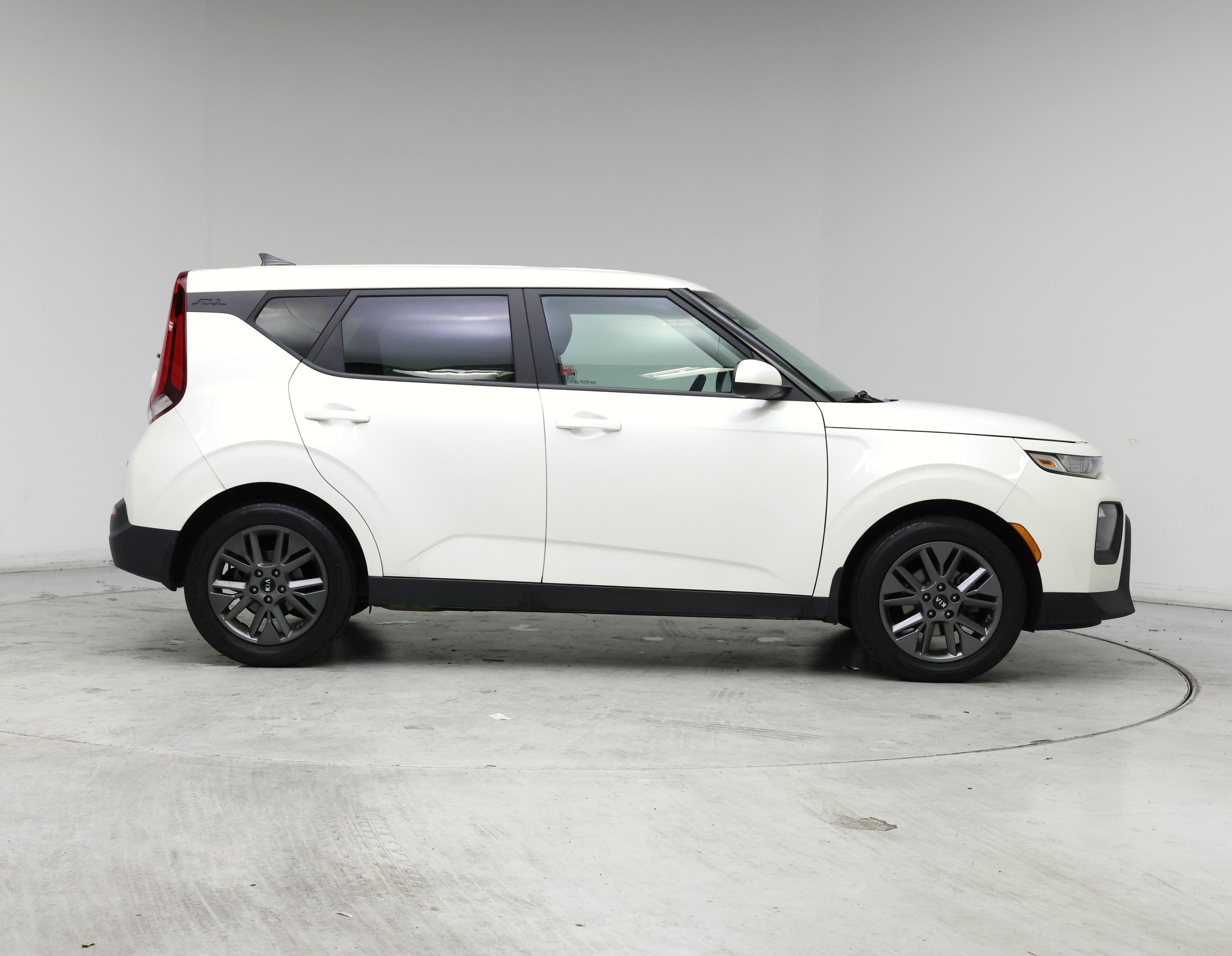 Thumbnail: 2021 Kia Soul - 7