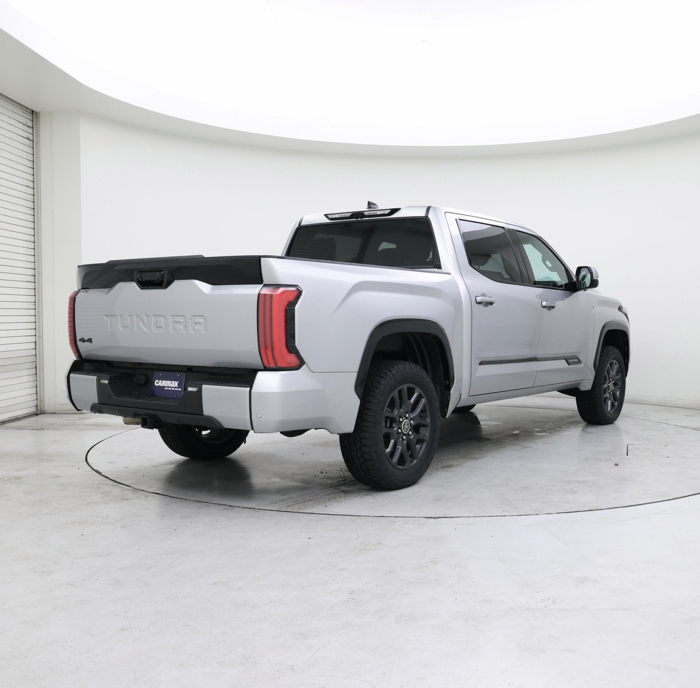 Thumbnail: 2022 Toyota Tundra - 8