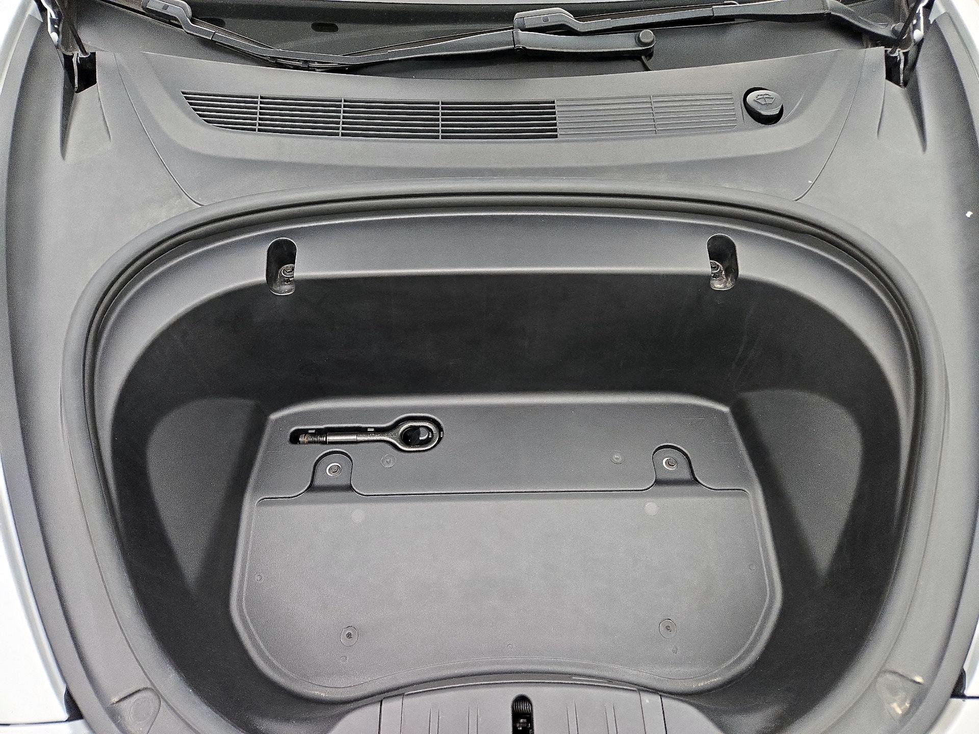 Thumbnail: 2020 Tesla Model 3 - 20