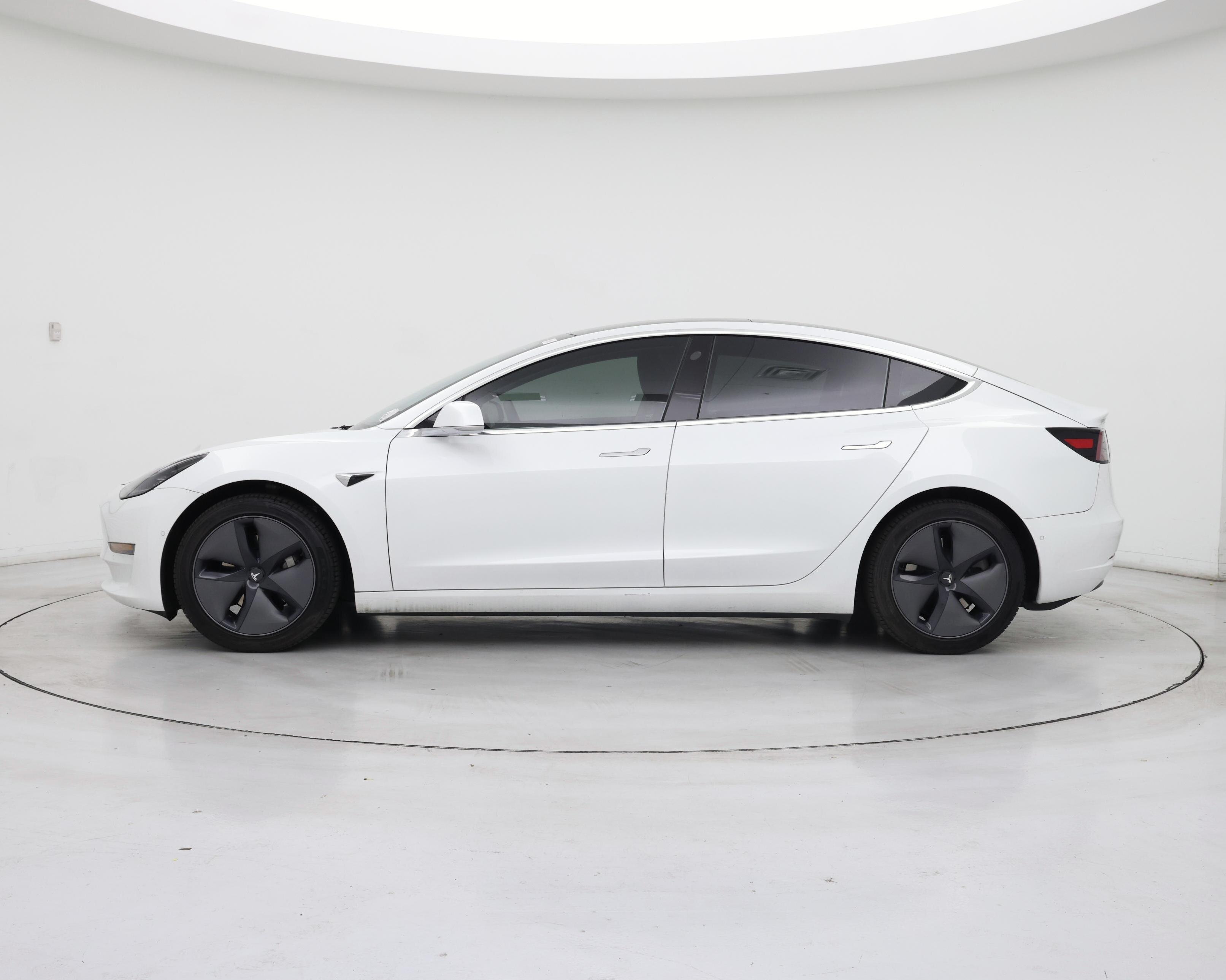 Thumbnail: 2020 Tesla Model 3 - 3