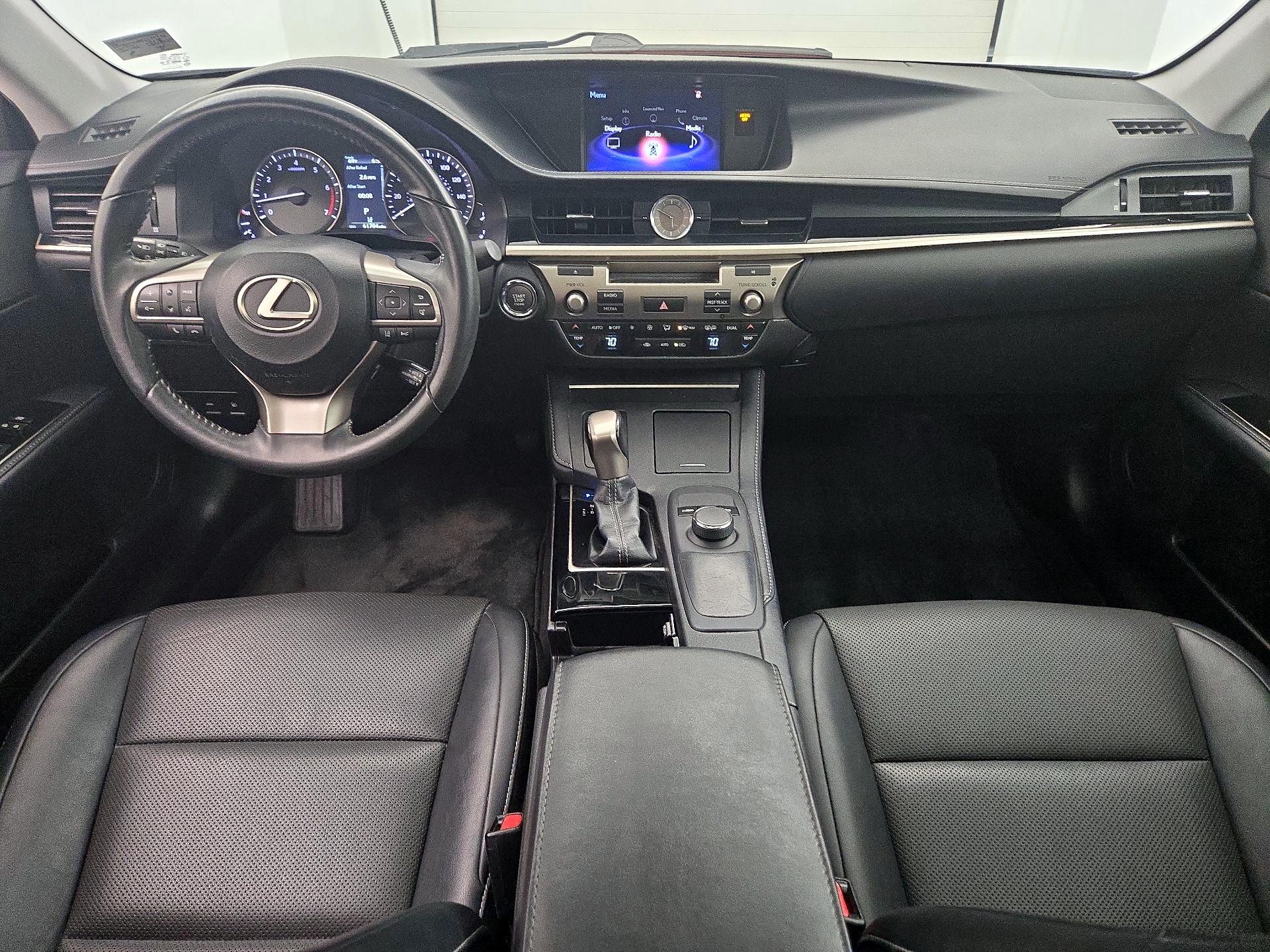 Thumbnail: 2018 Lexus ES - 9
