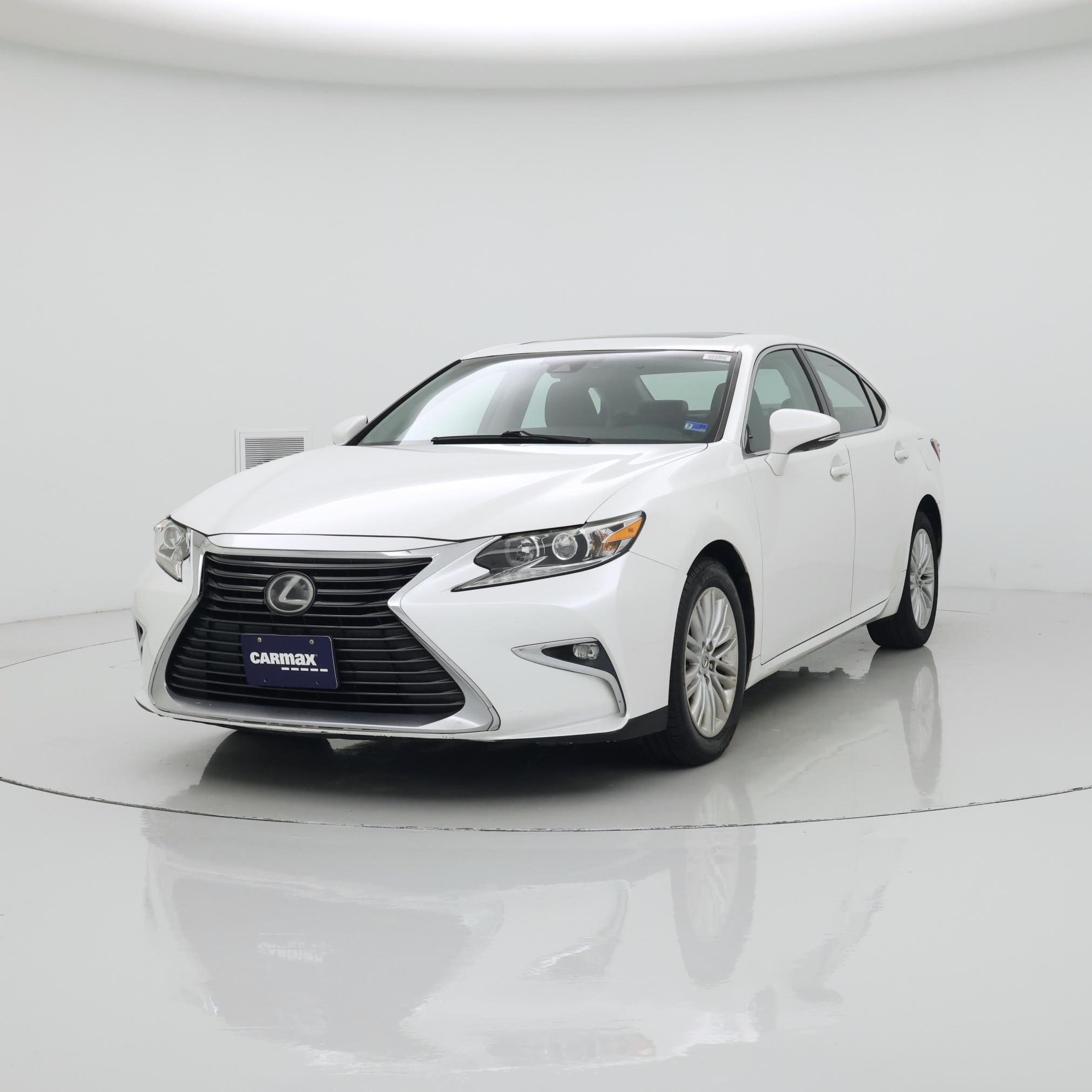 Thumbnail: 2018 Lexus ES - 4
