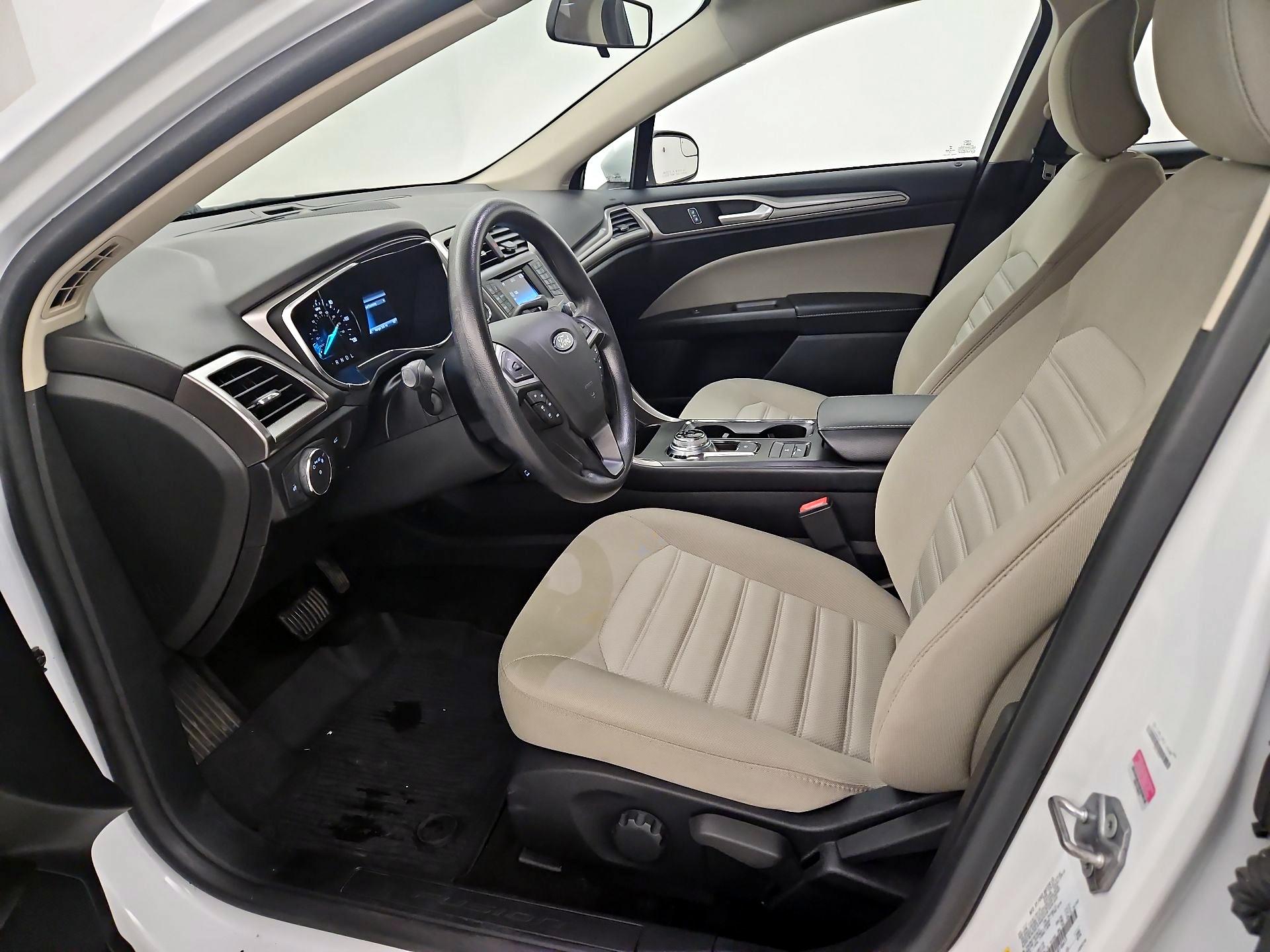 Thumbnail: 2018 Ford Fusion - 11