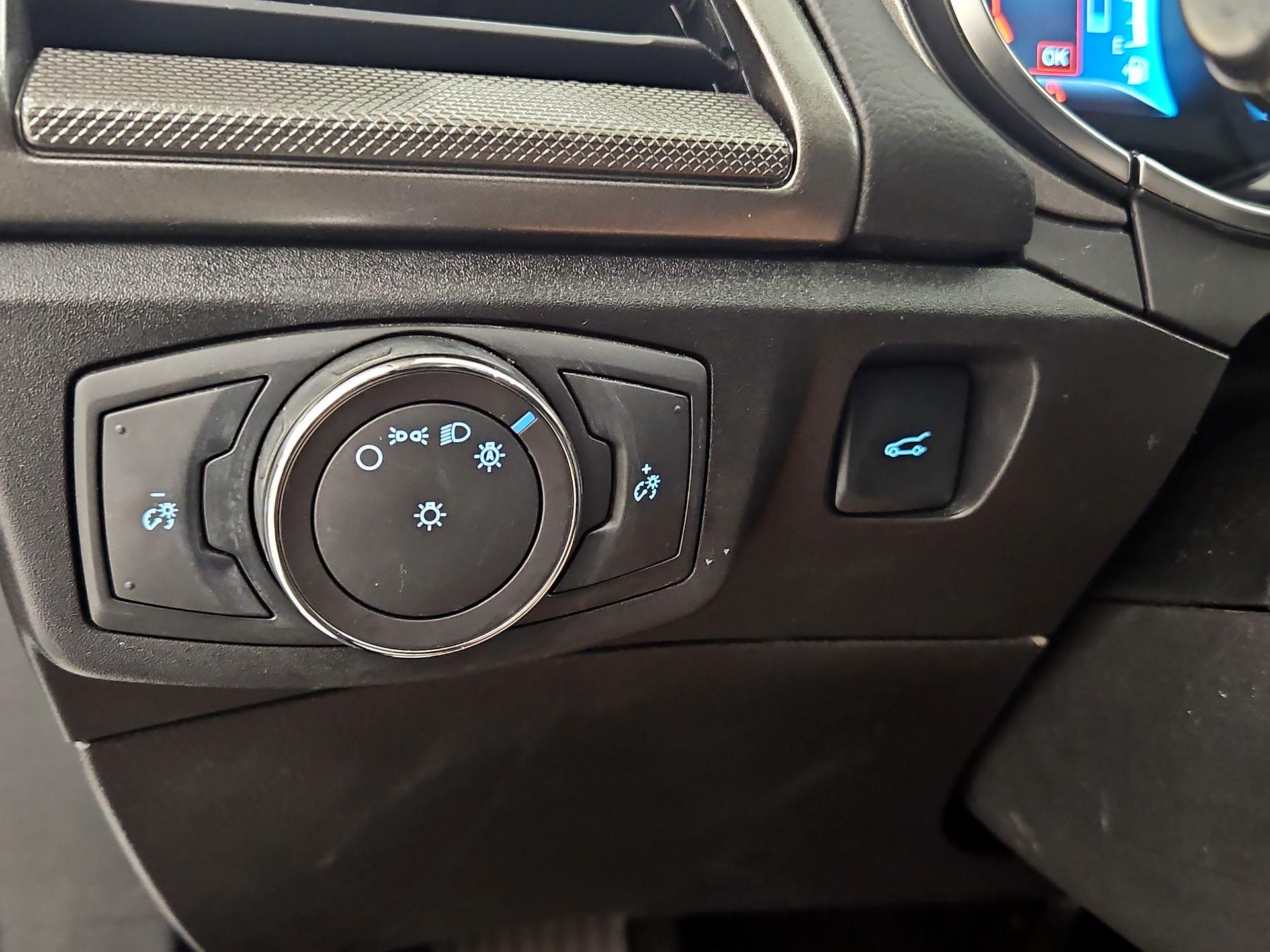 Thumbnail: 2018 Ford Fusion - 13