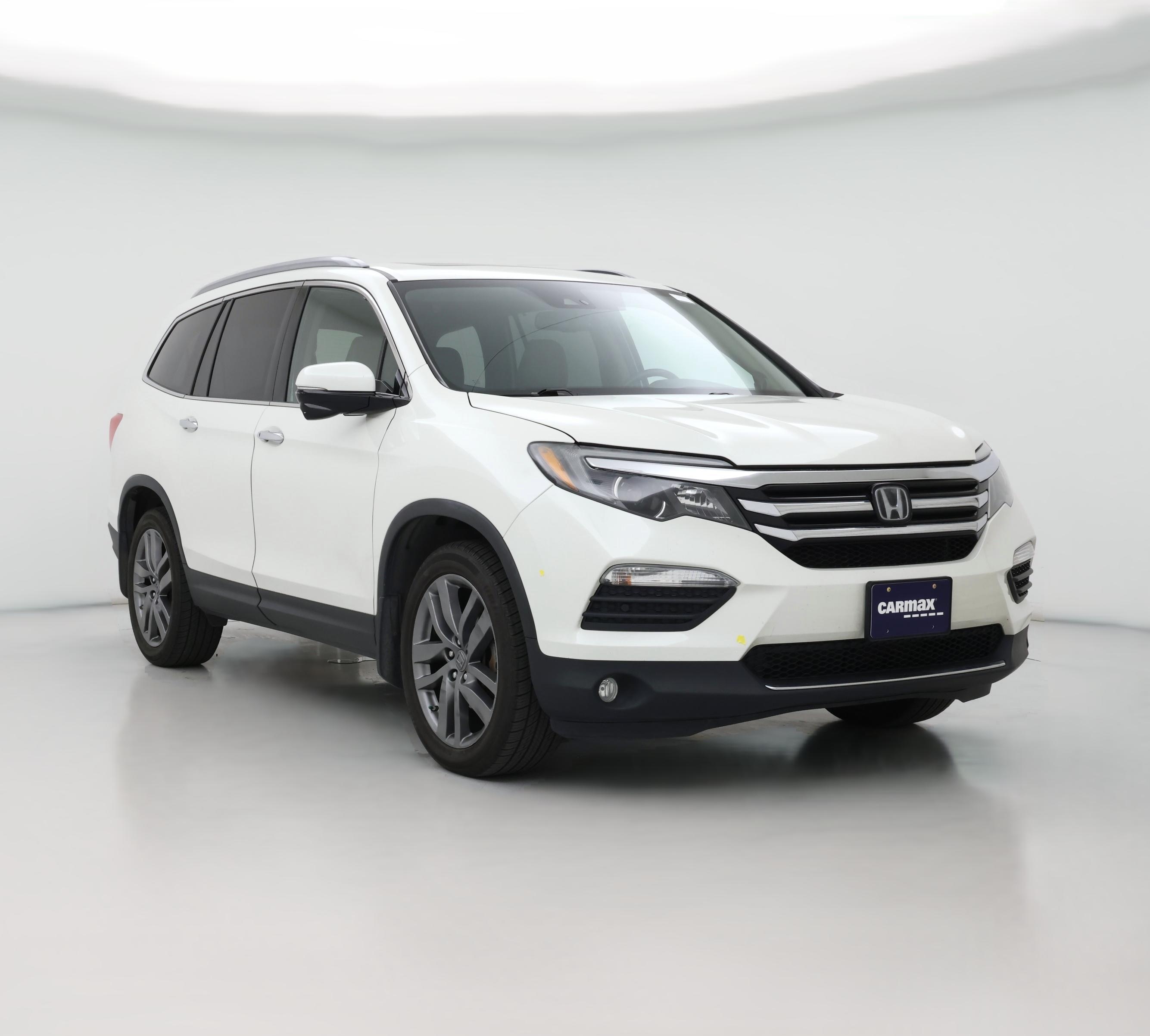 Thumbnail: 2017 Honda Pilot - 1