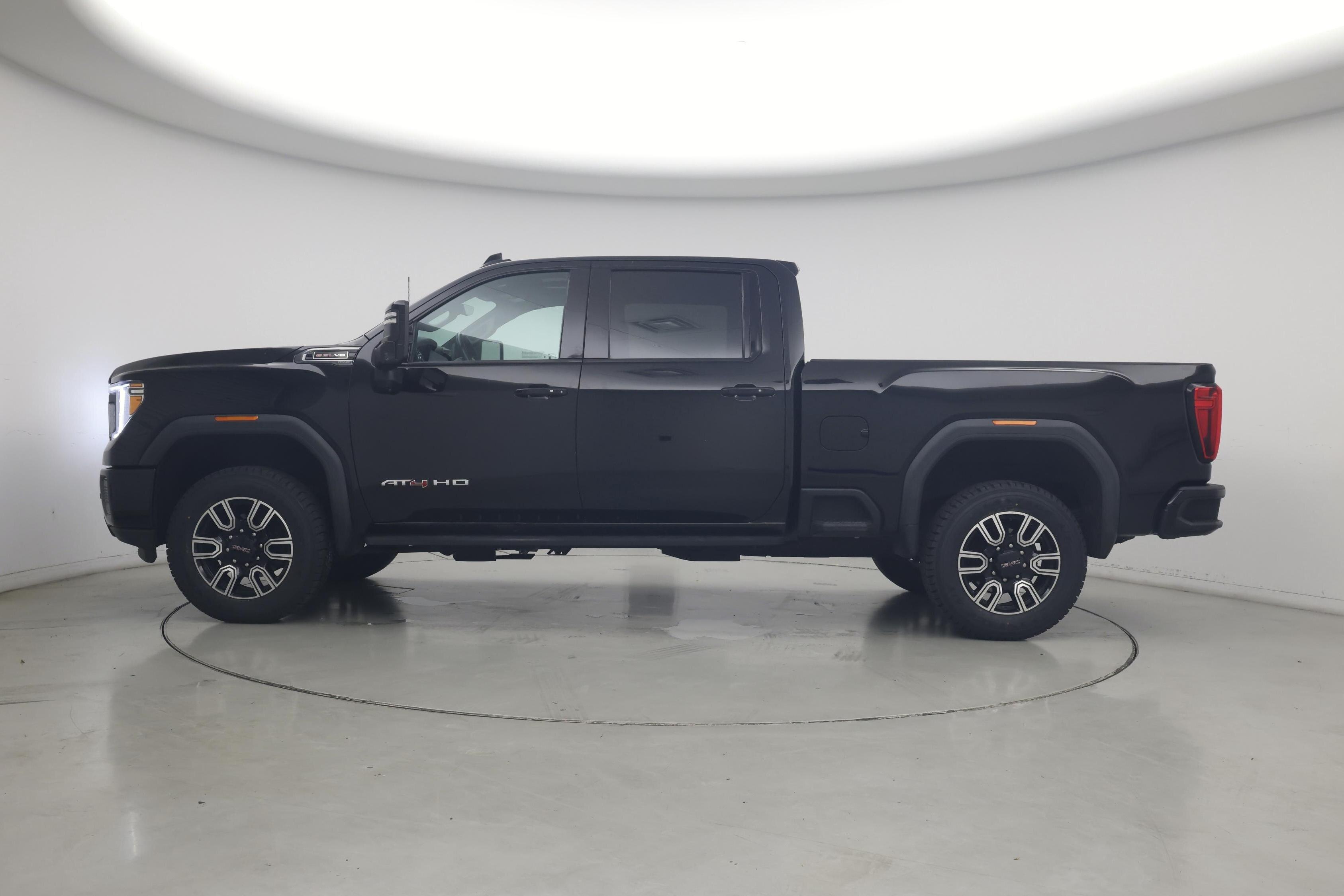 Thumbnail: 2022 GMC Sierra 2500 - 3