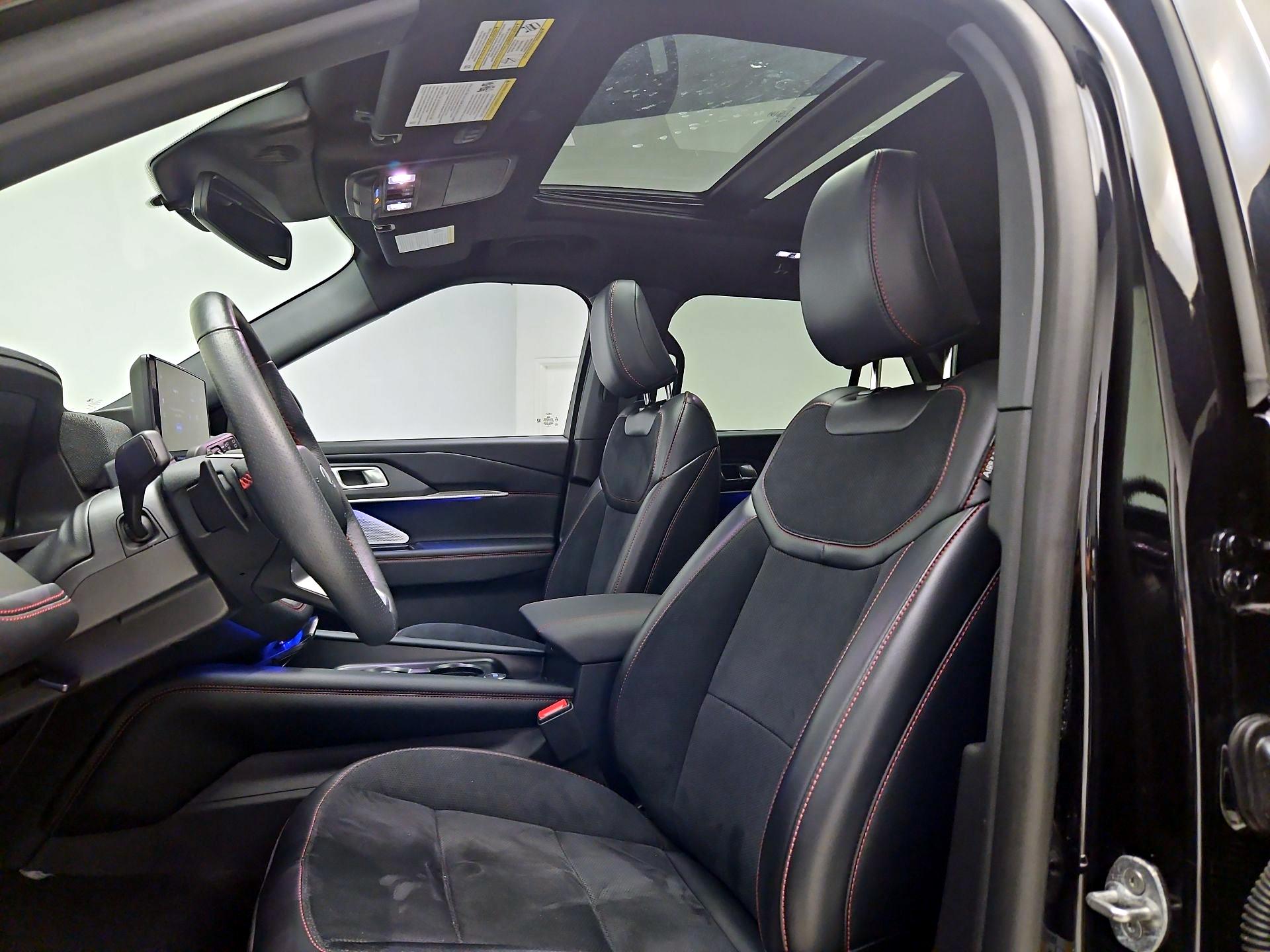 Thumbnail: 2025 Ford Explorer - 19