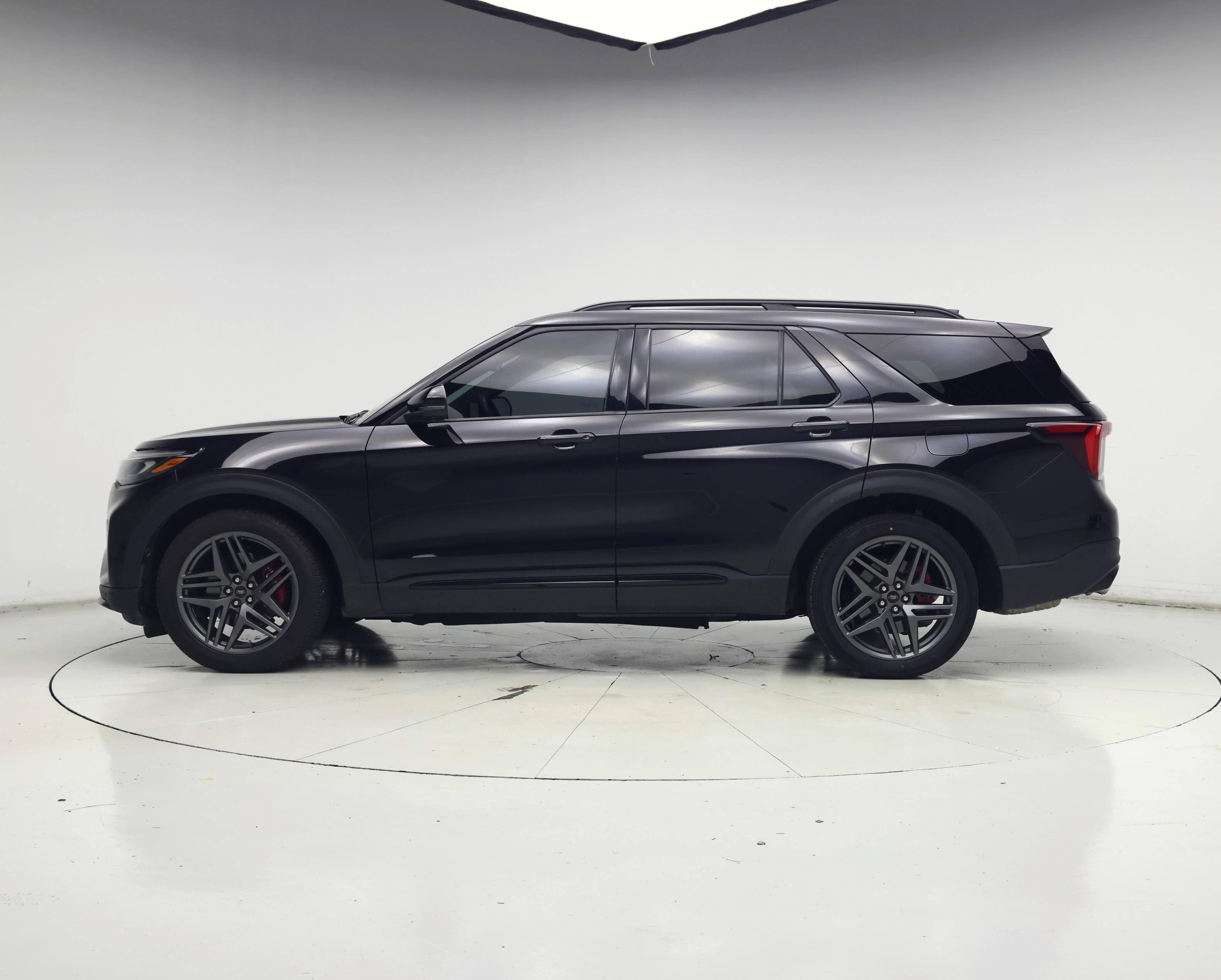 Thumbnail: 2025 Ford Explorer - 3