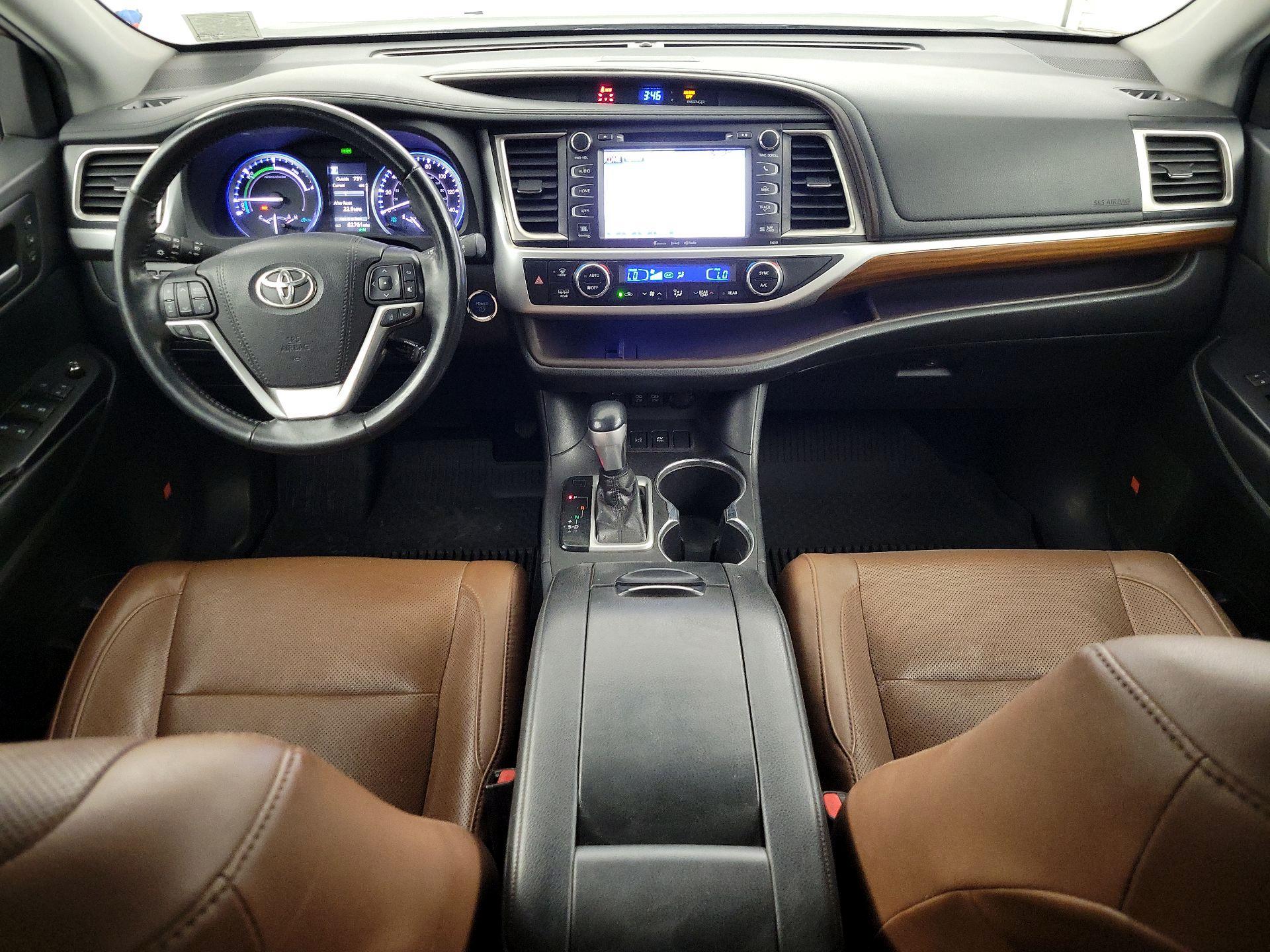 Thumbnail: 2019 Toyota Highlander - 9