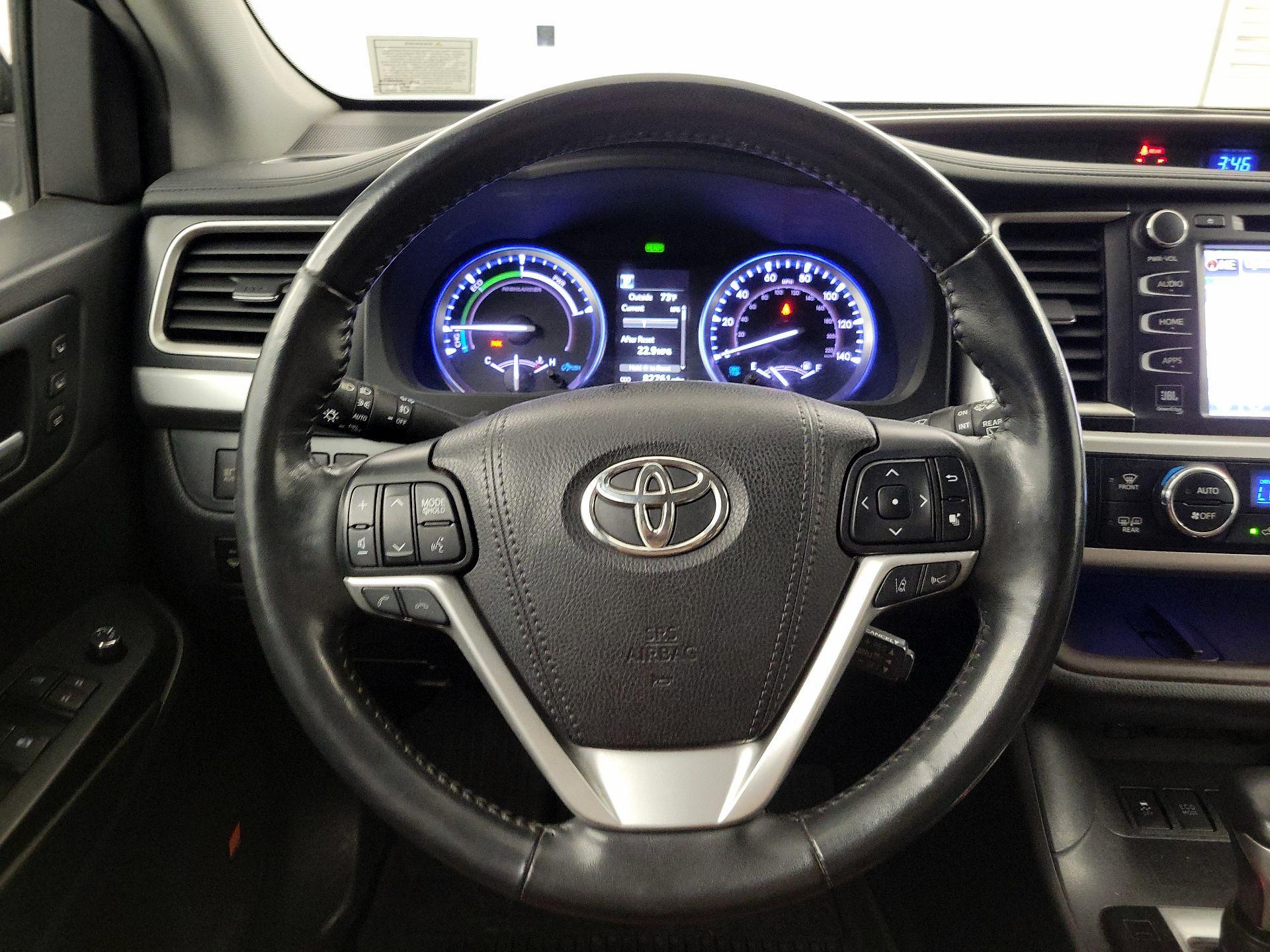 Thumbnail: 2019 Toyota Highlander - 10