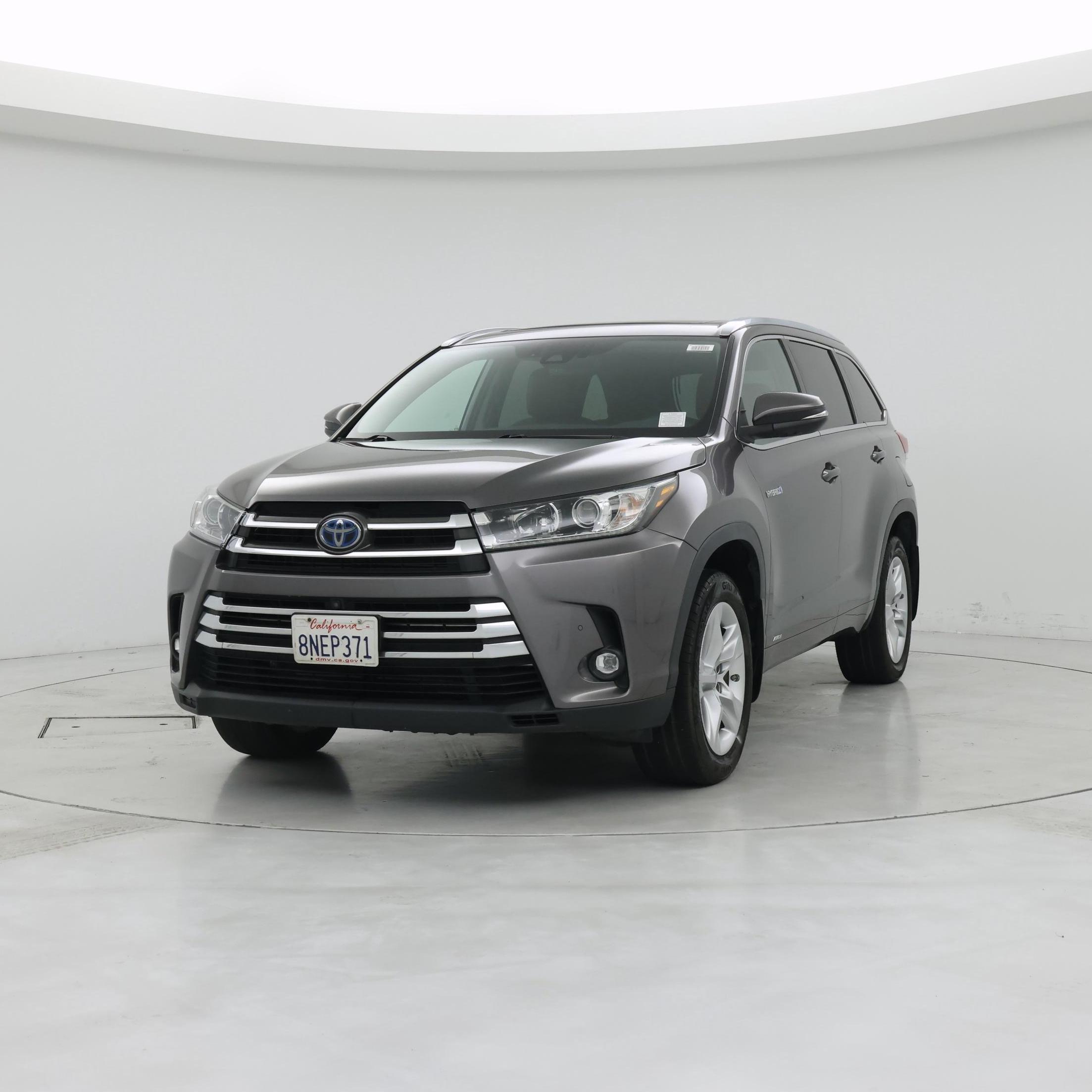 Thumbnail: 2019 Toyota Highlander - 4