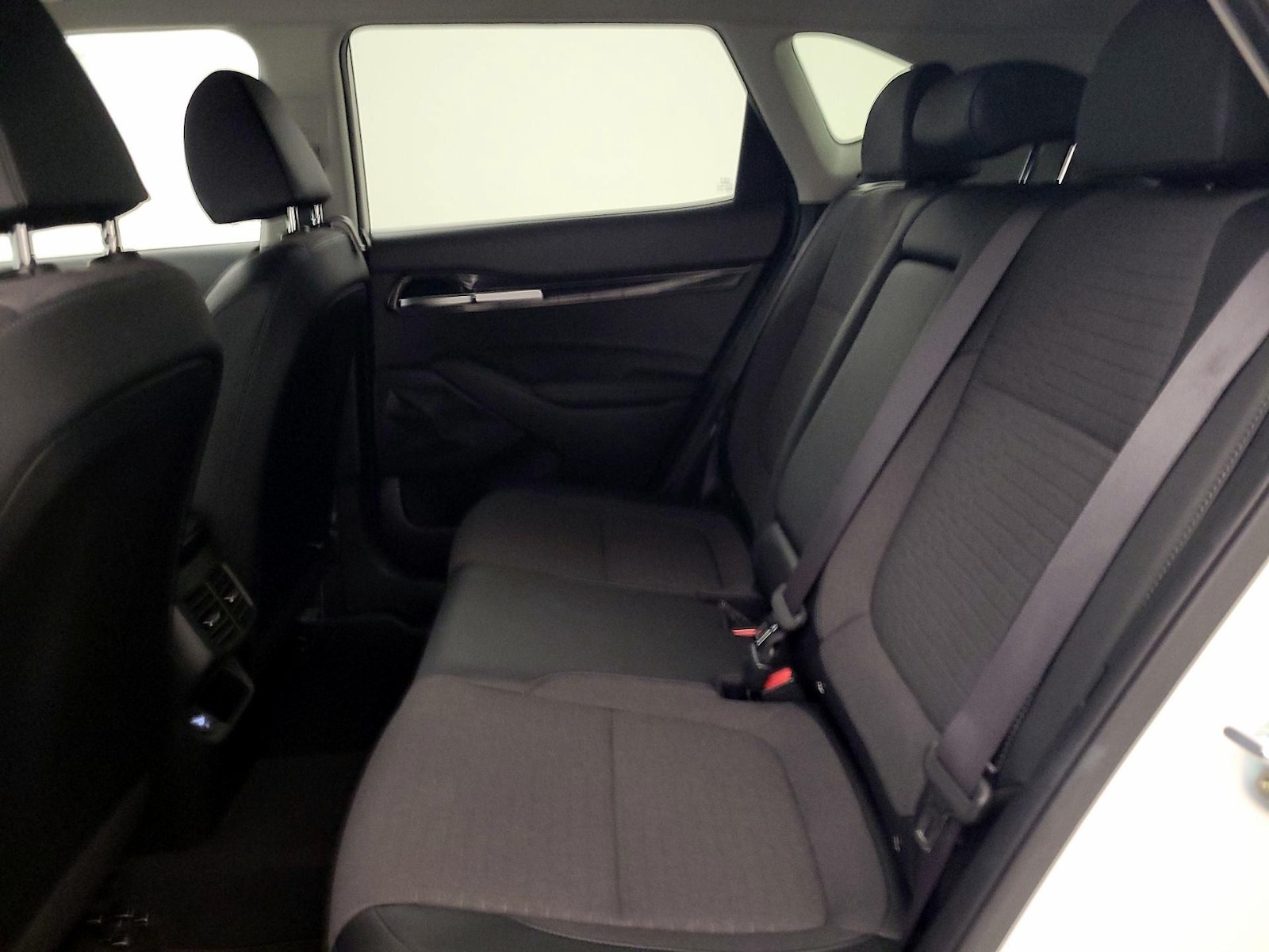2023 Kia Seltos S - Photo 19