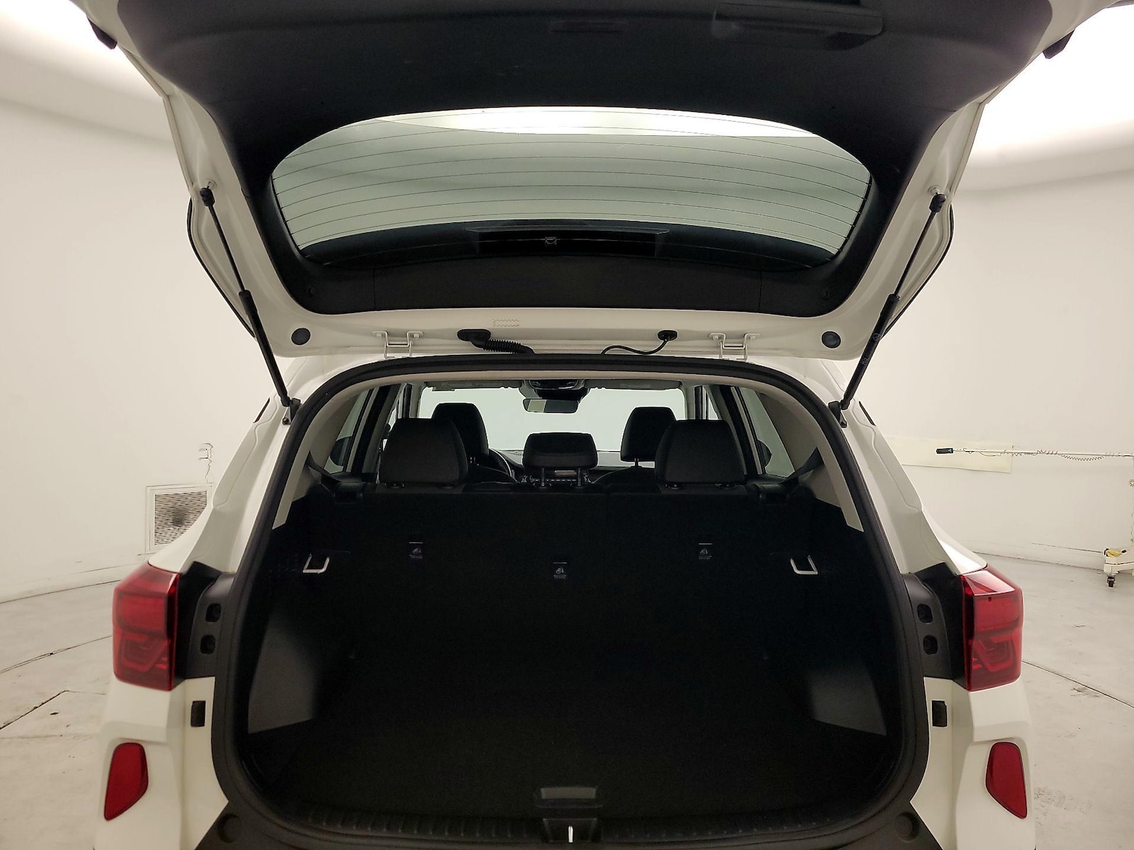 2023 Kia Seltos S - Photo 20