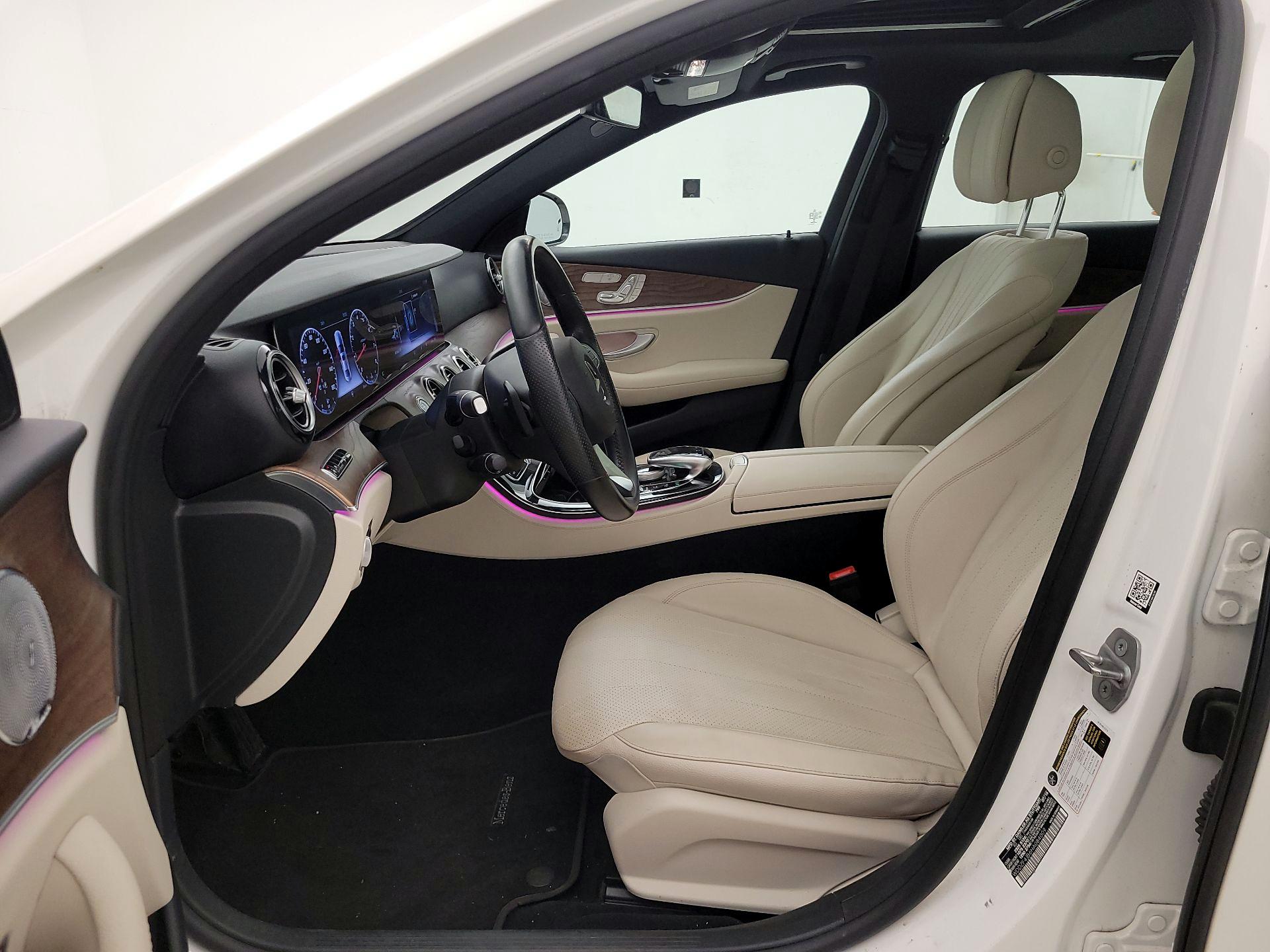 Thumbnail: 2017 Mercedes-Benz E-Class - 11