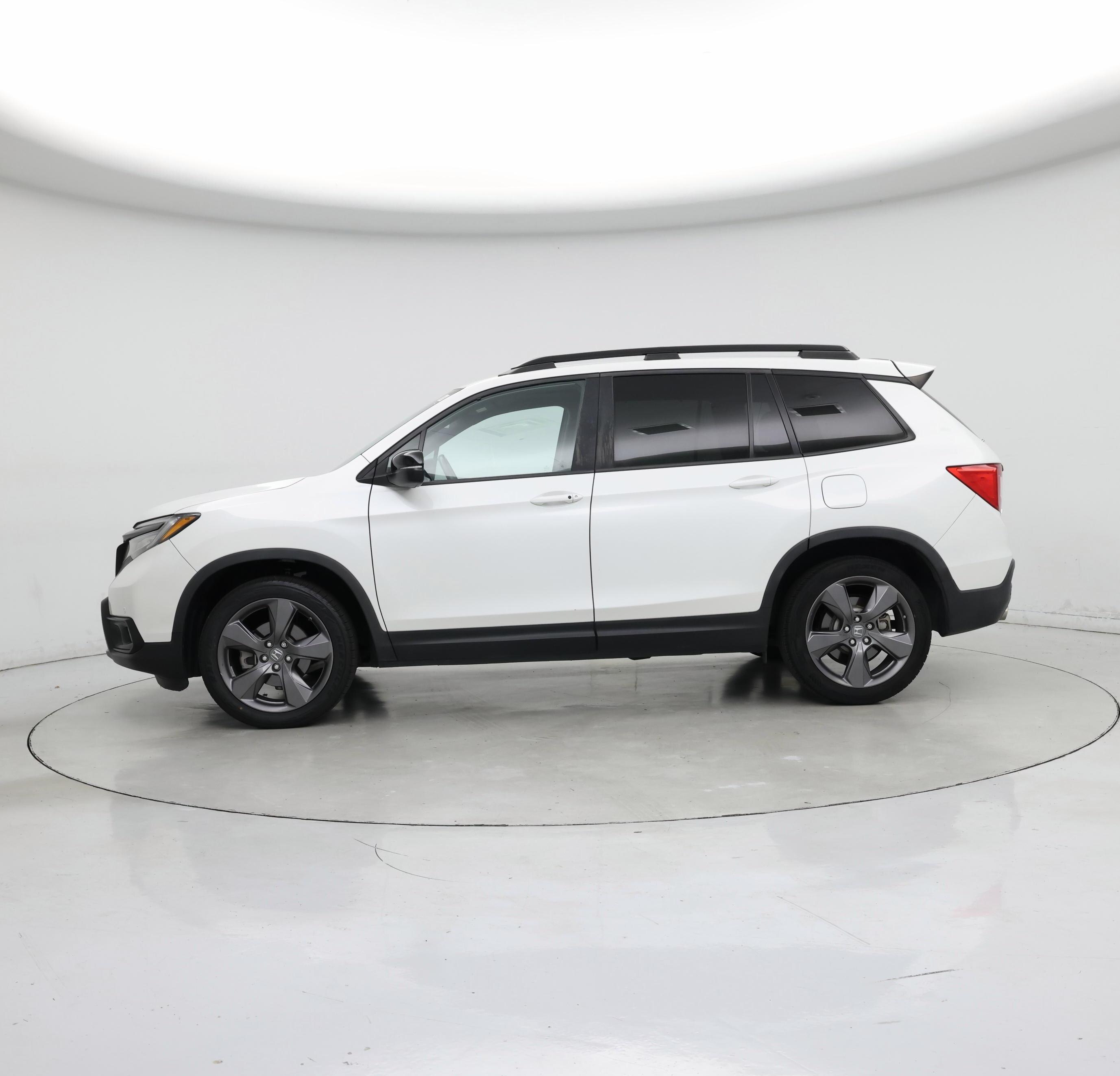 Thumbnail: 2021 Honda Passport - 3
