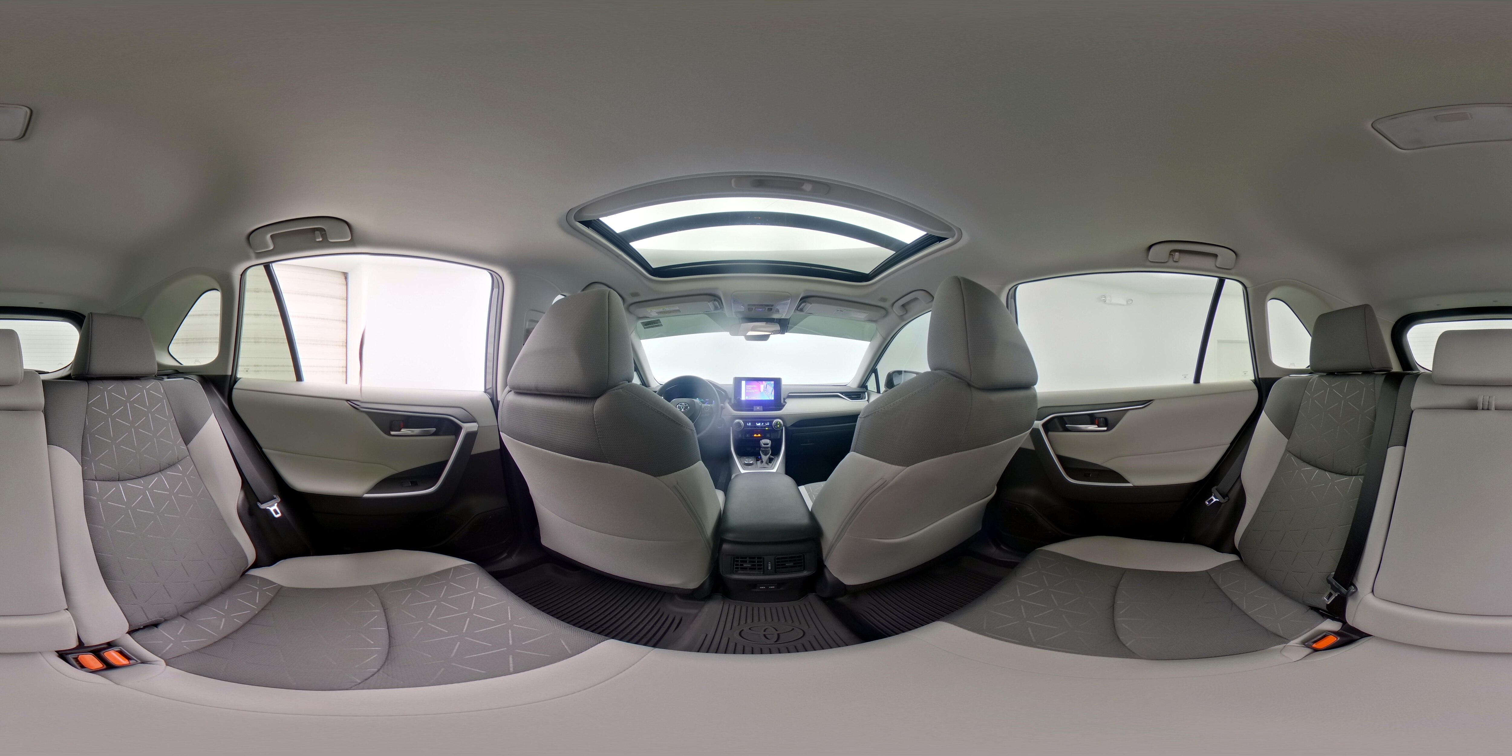 2025 Toyota RAV4 XLE - Photo 27