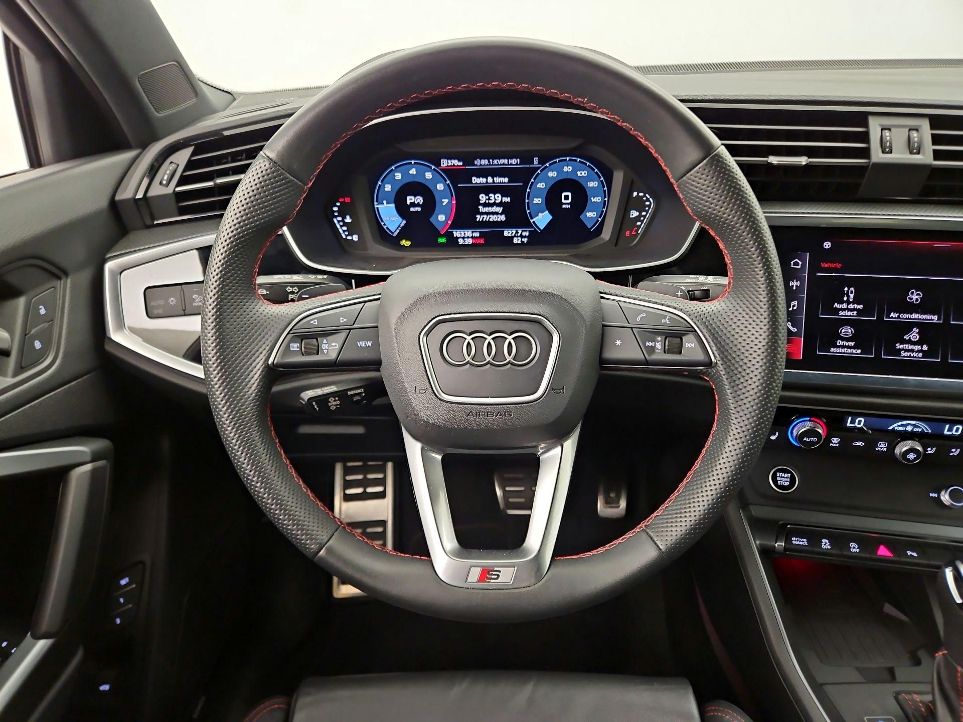 Thumbnail: 2025 Audi Q3 - 10