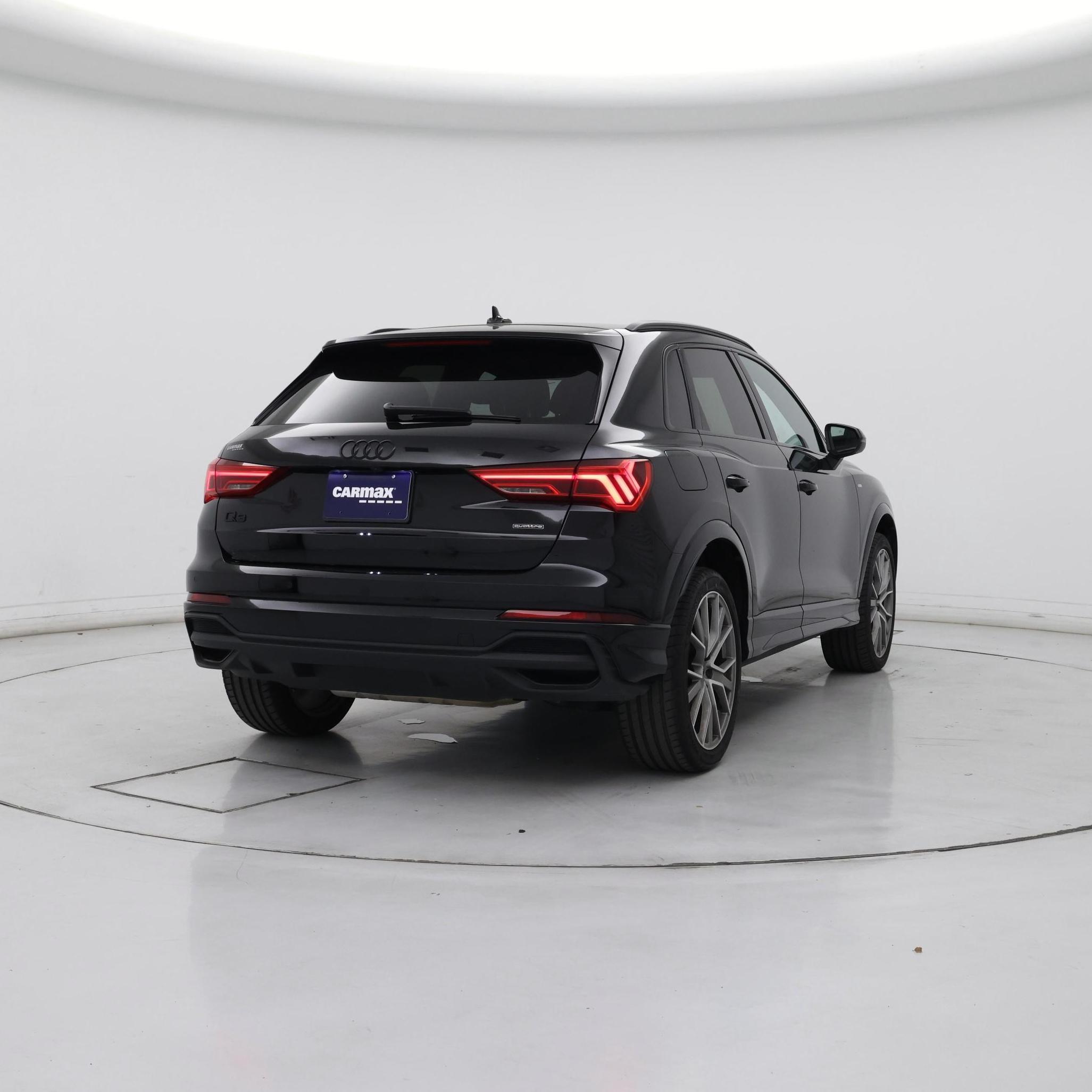 Thumbnail: 2025 Audi Q3 - 8