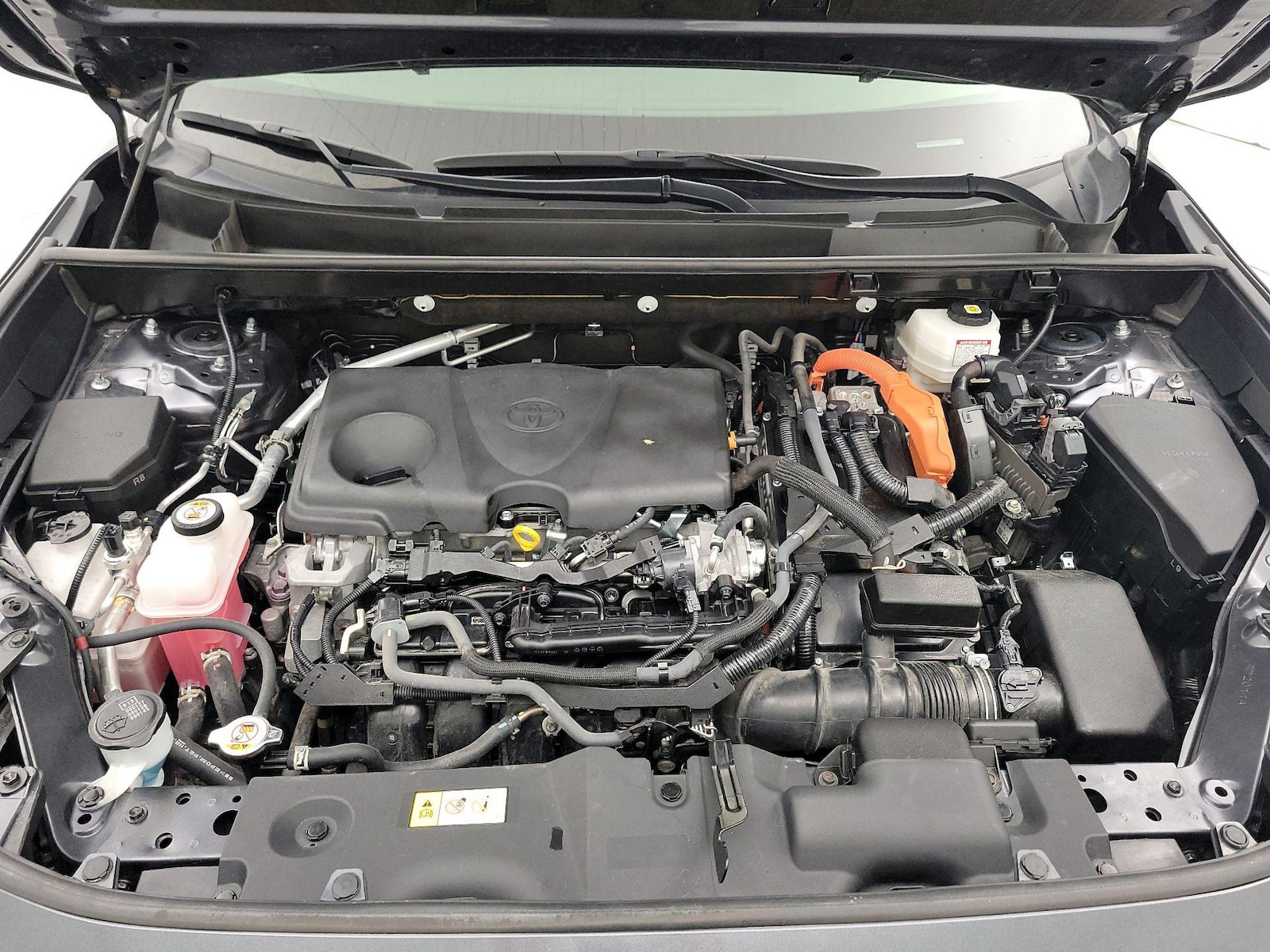 2022 Toyota RAV4 SE - Photo 23