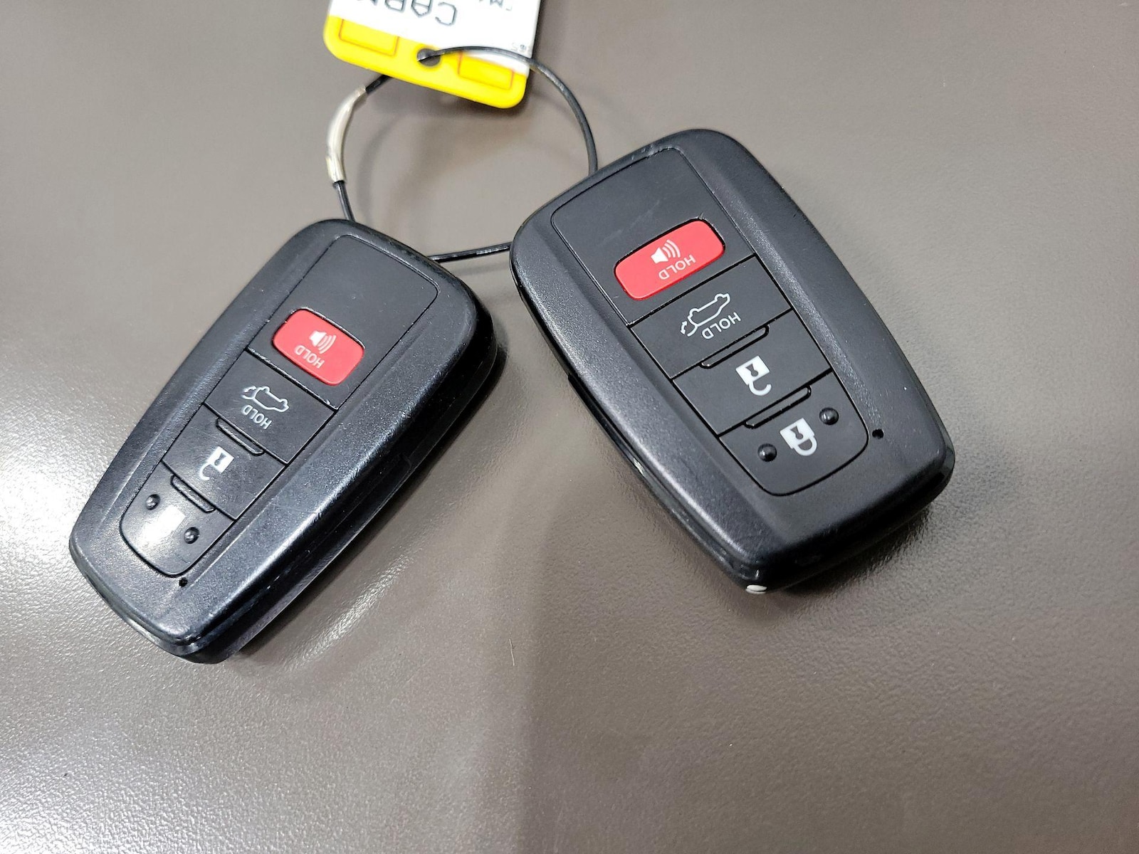 2022 Toyota RAV4 SE - Photo 24